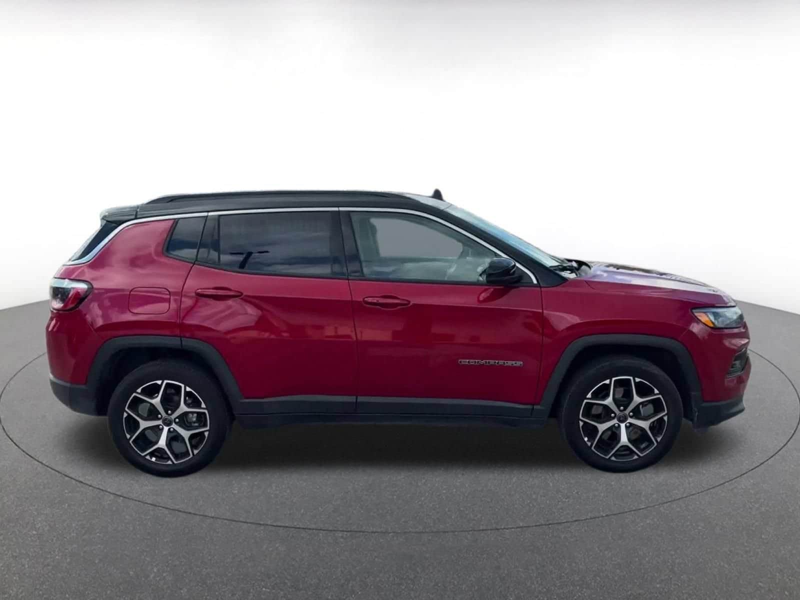 Thumbnail: 2025 Jeep Compass - 13