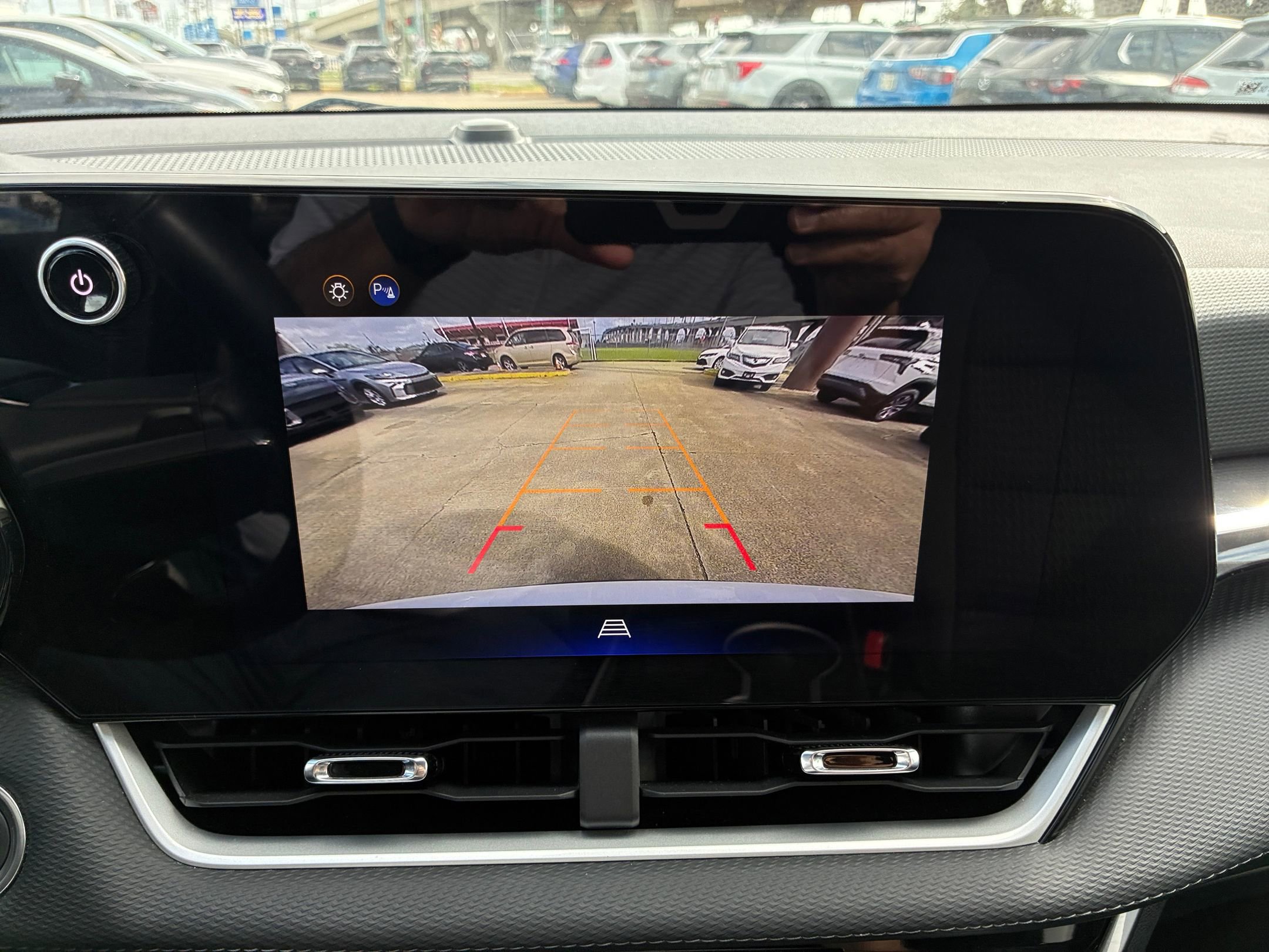 Thumbnail: 2025 Chevrolet Equinox - 19