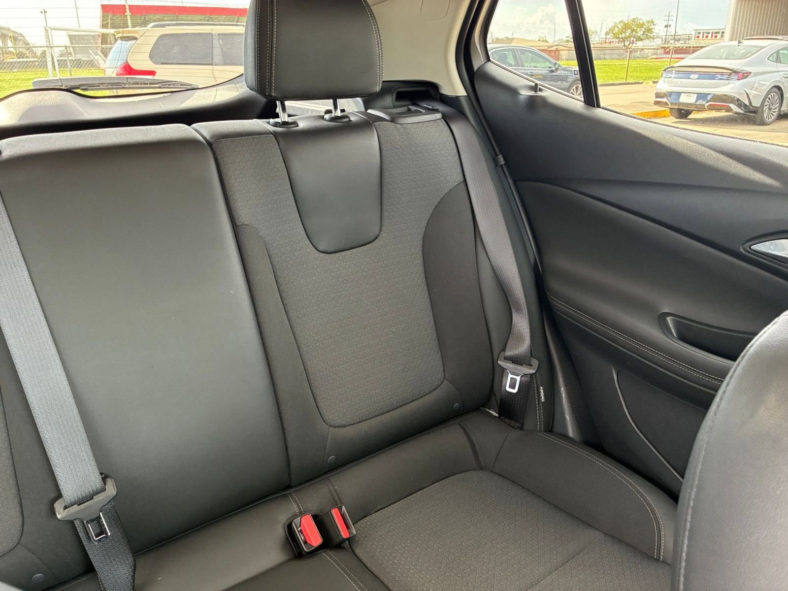 Thumbnail: 2025 Buick Encore GX - 35