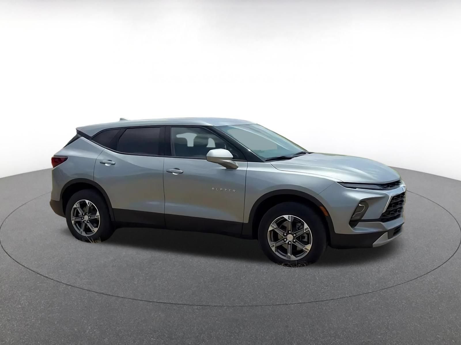 Thumbnail: 2026 Chevrolet Blazer - 2