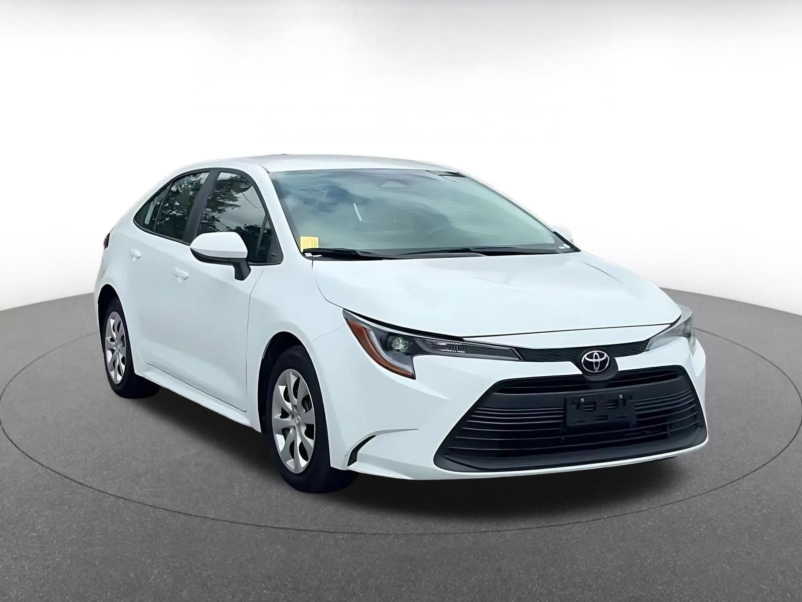 Thumbnail: 2025 Toyota Corolla - 3