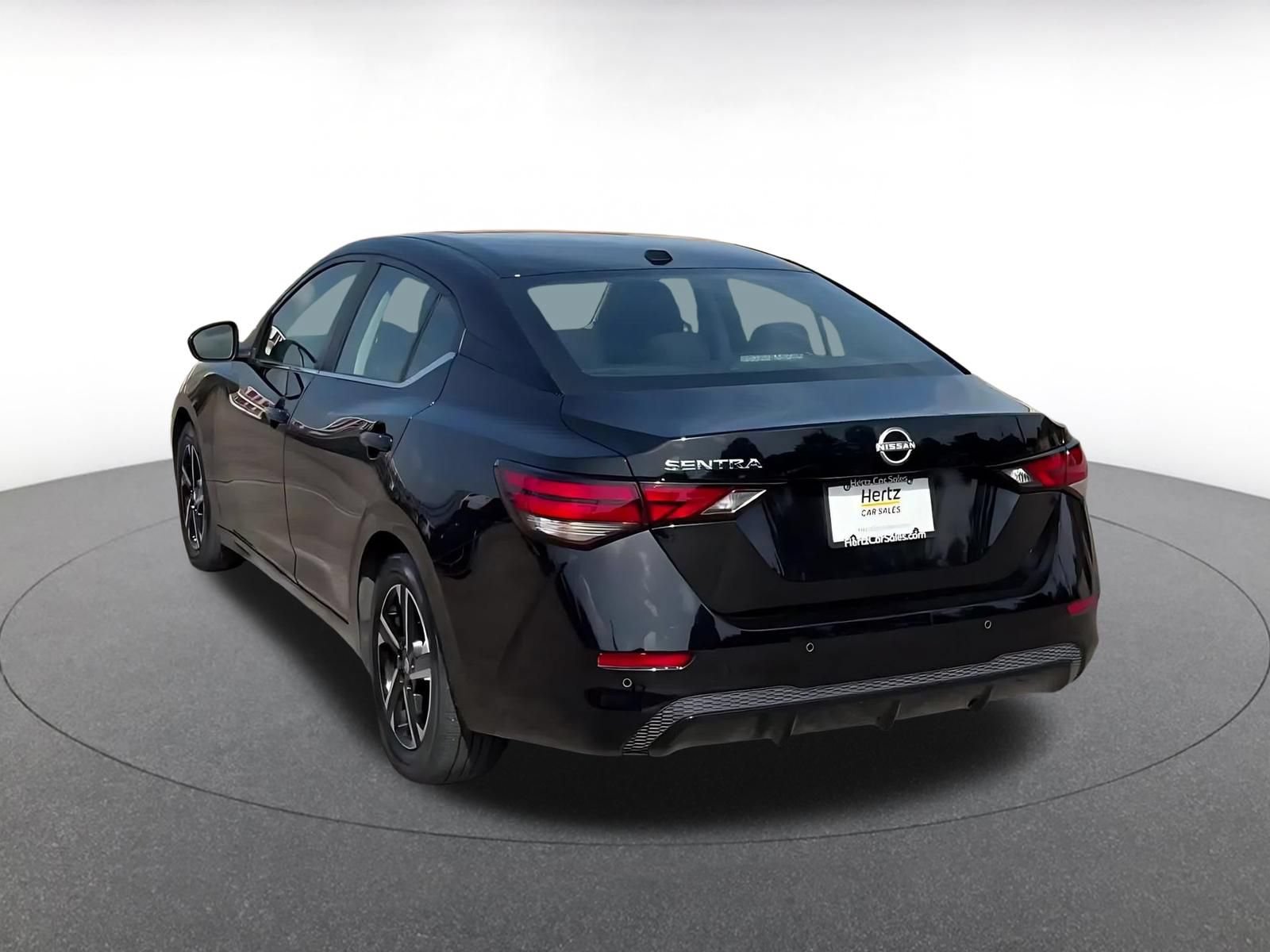 Thumbnail: 2025 Nissan Sentra - 11