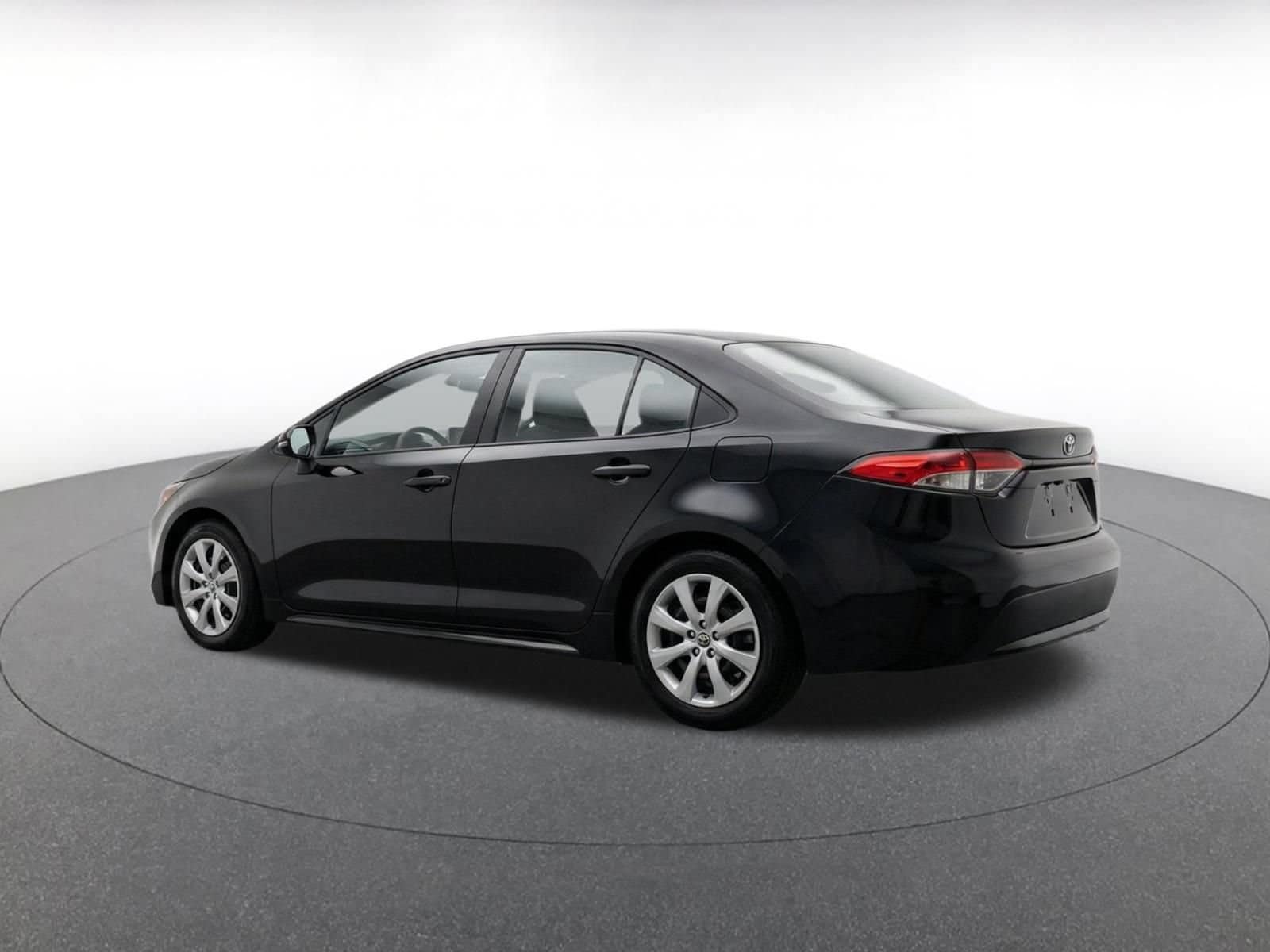 Thumbnail: 2025 Toyota Corolla - 7