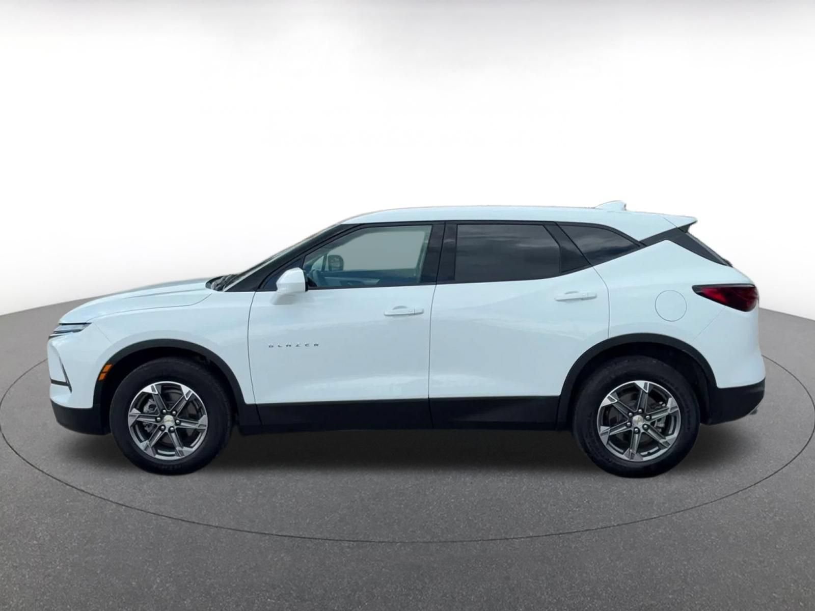 Thumbnail: 2026 Chevrolet Blazer - 9