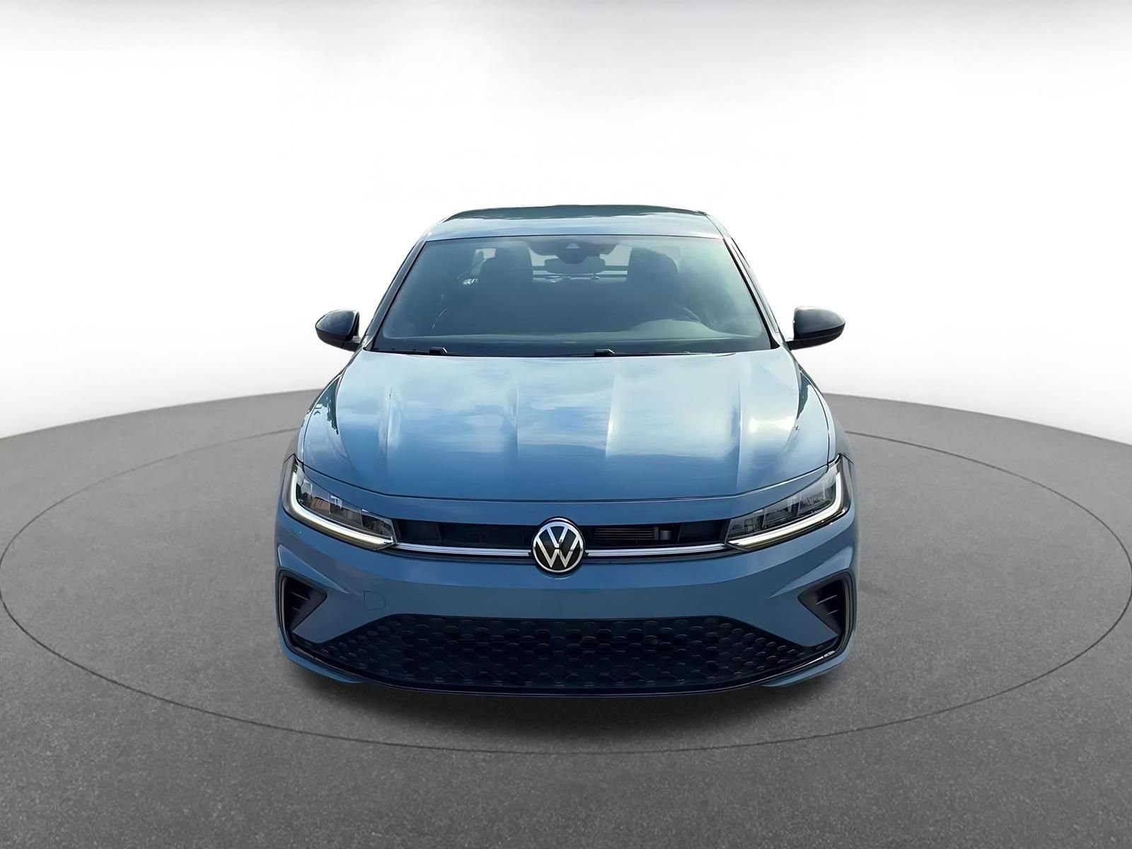 Thumbnail: 2025 Volkswagen Jetta - 4