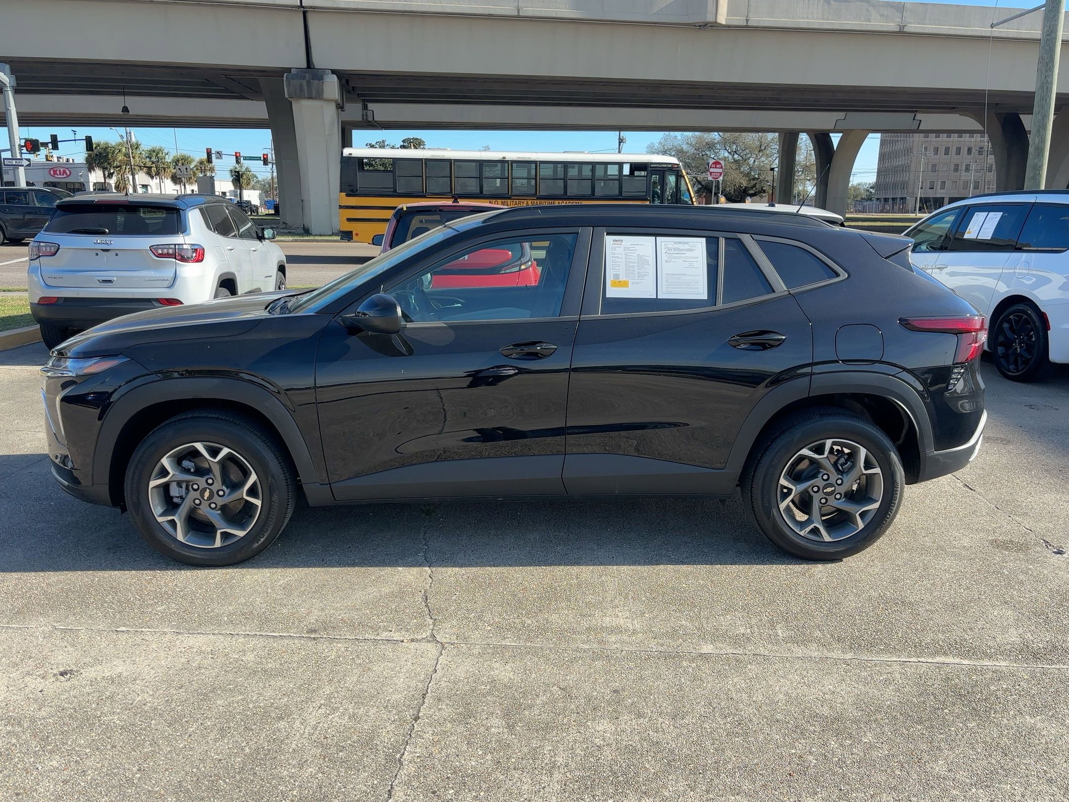 Thumbnail: 2025 Chevrolet Trax - 4