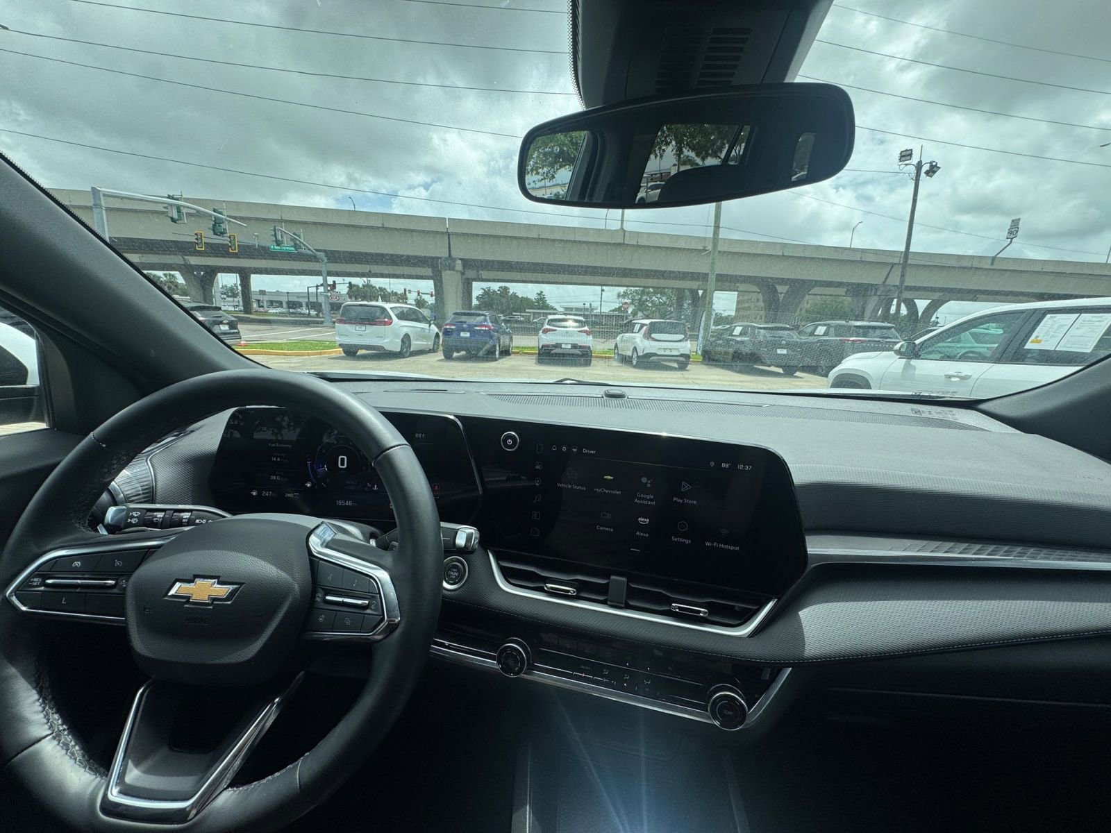 Thumbnail: 2025 Chevrolet Equinox - 32