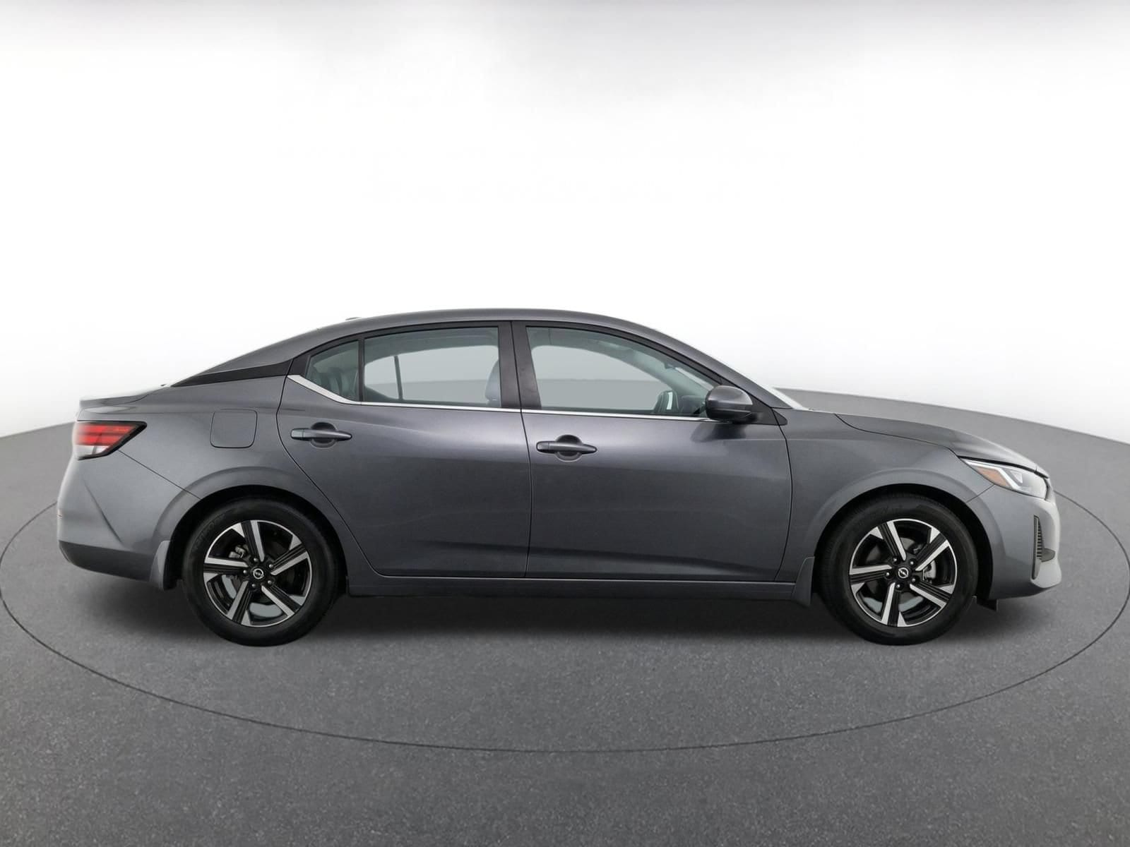 Thumbnail: 2025 Nissan Sentra - 10