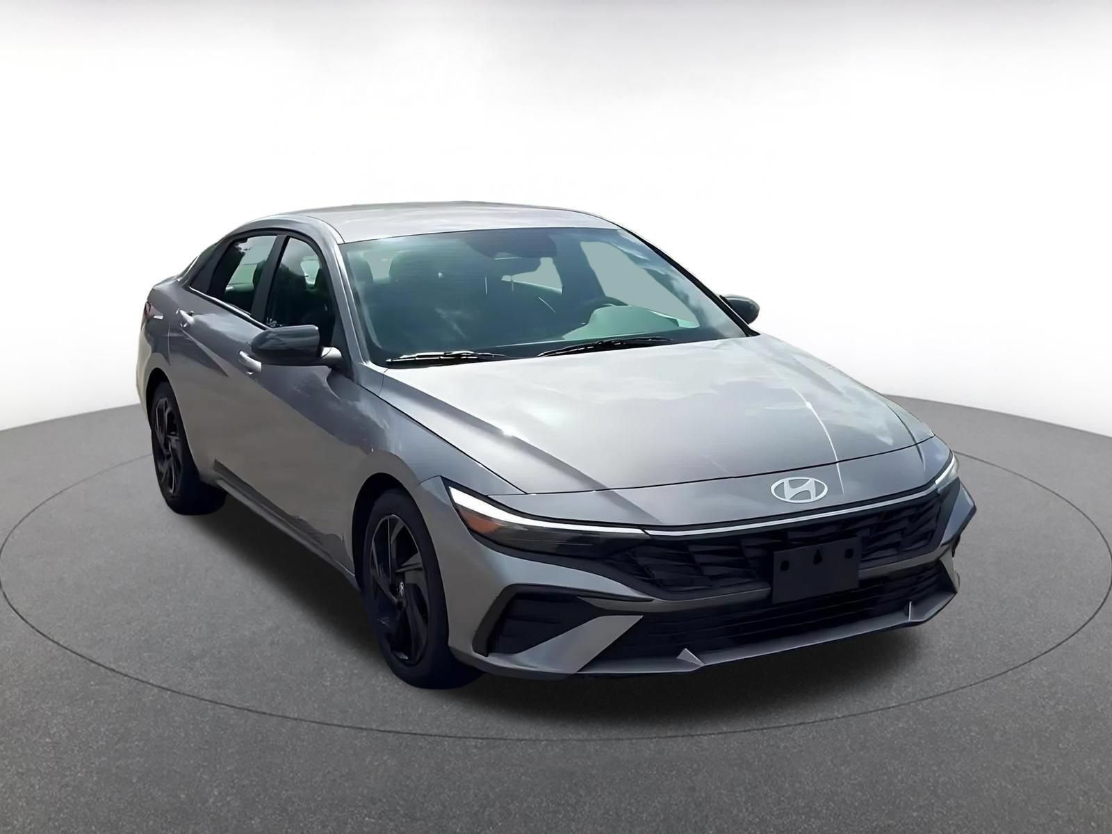Thumbnail: 2026 Hyundai Elantra - 3