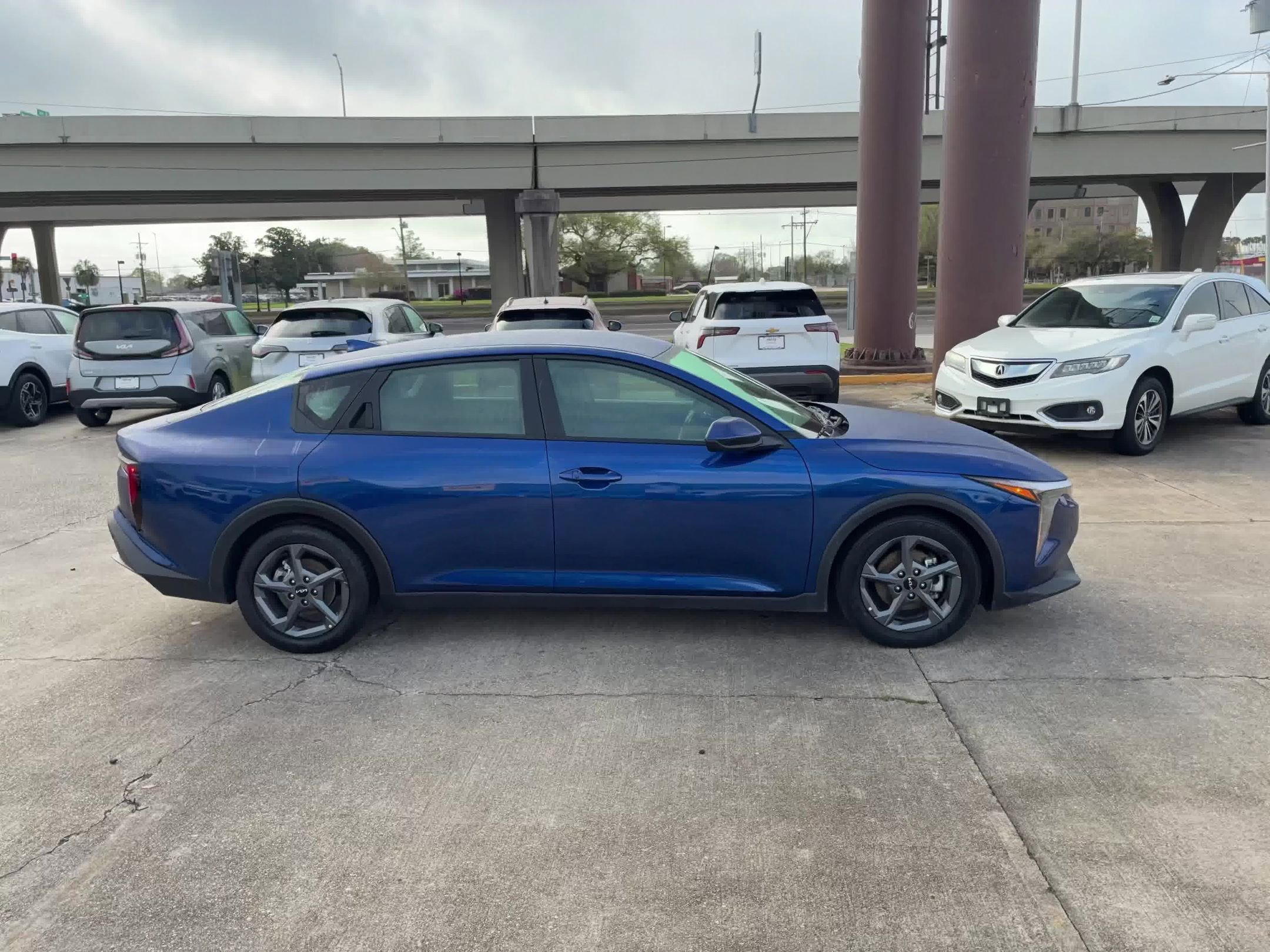 Thumbnail: 2025 Kia K4 - 4