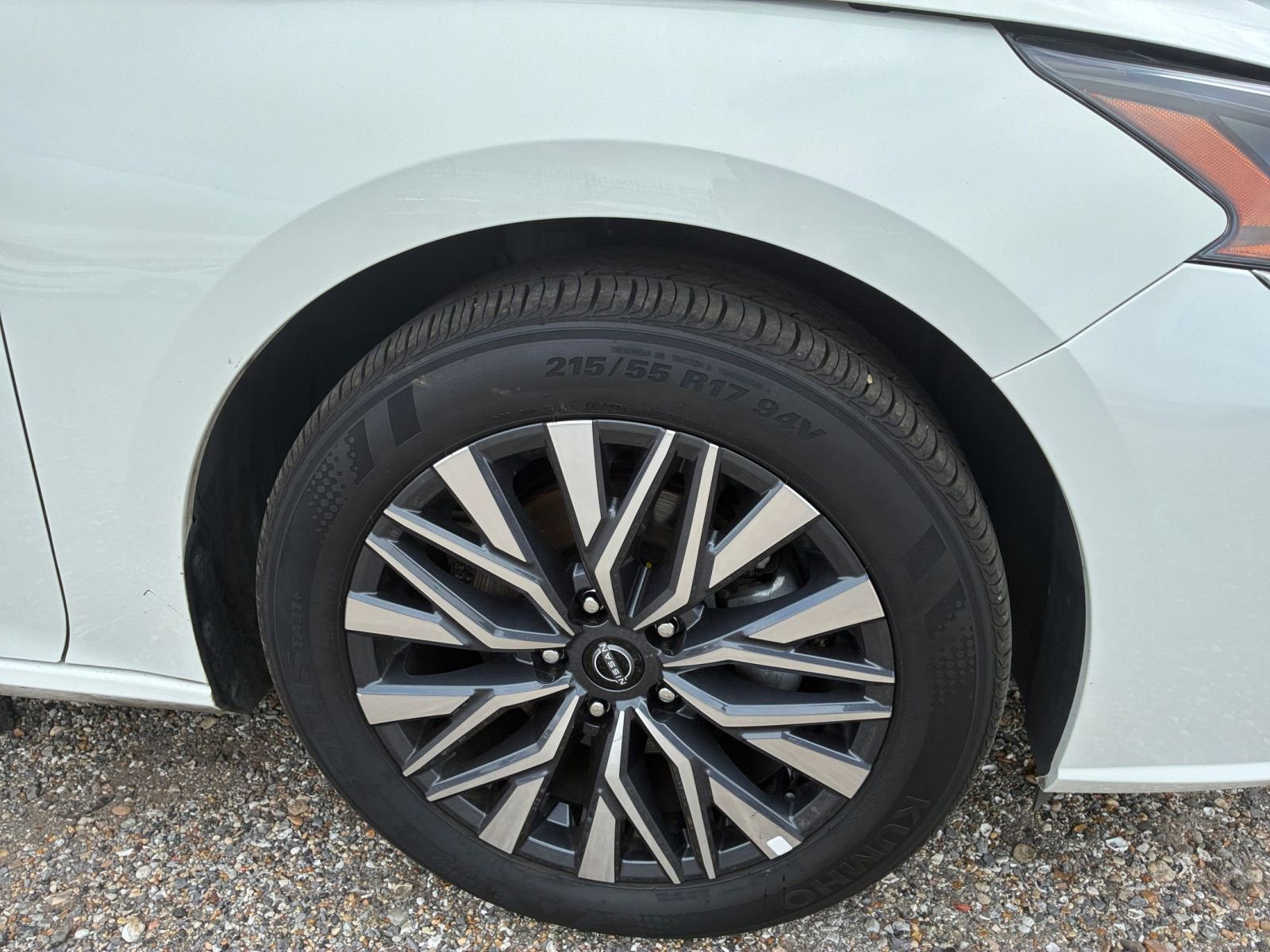 Thumbnail: 2025 Nissan Altima - 33