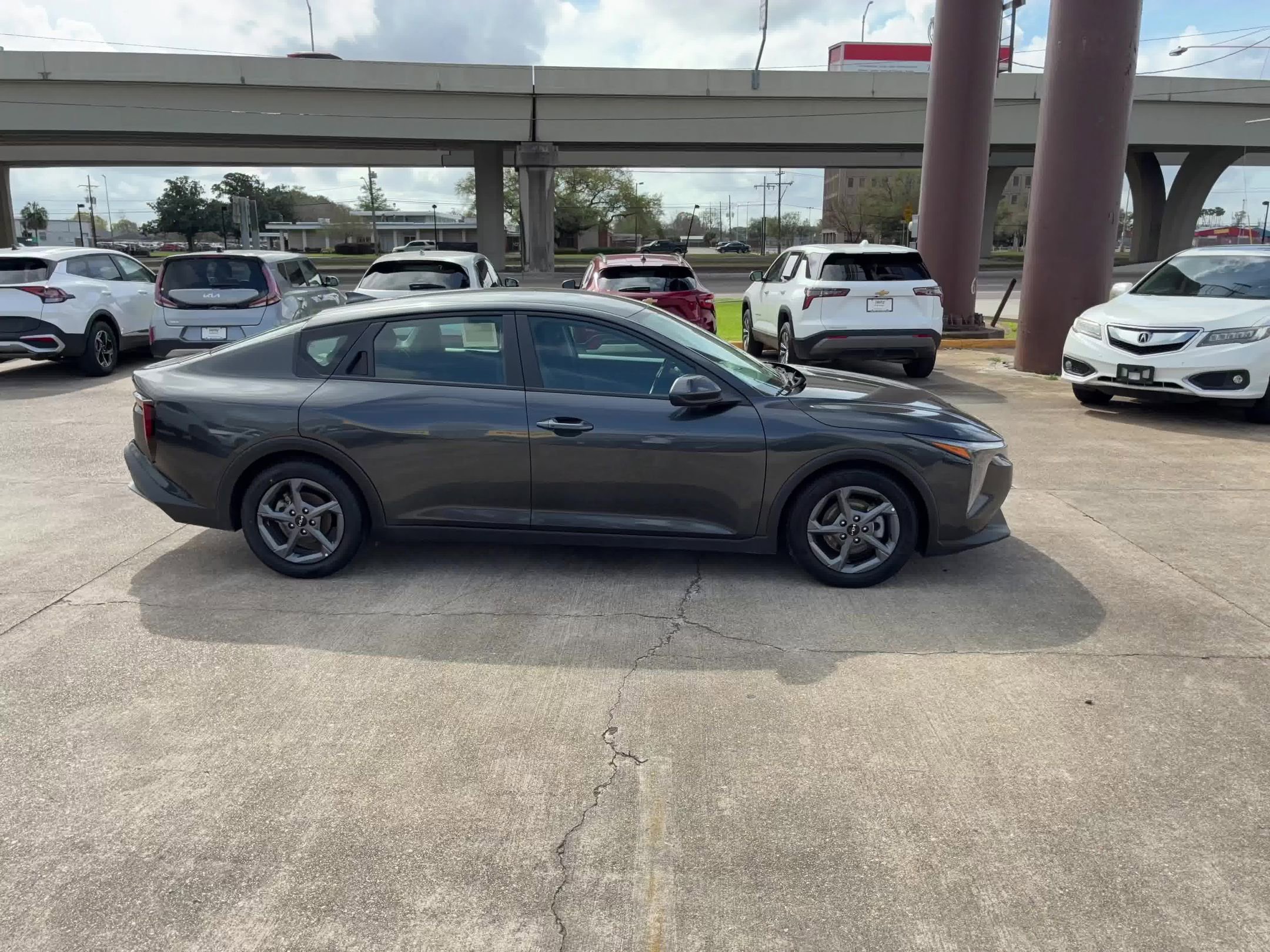 Thumbnail: 2025 Kia K4 - 4