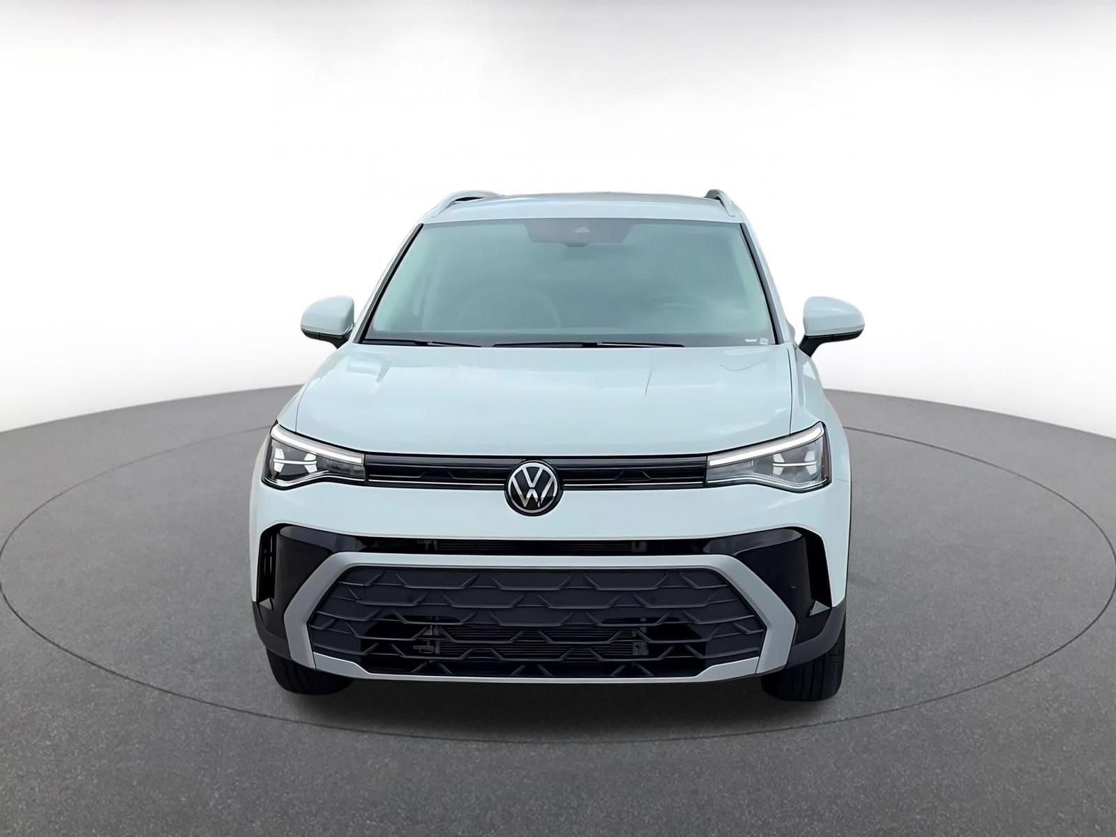 Thumbnail: 2026 Volkswagen Taos - 4