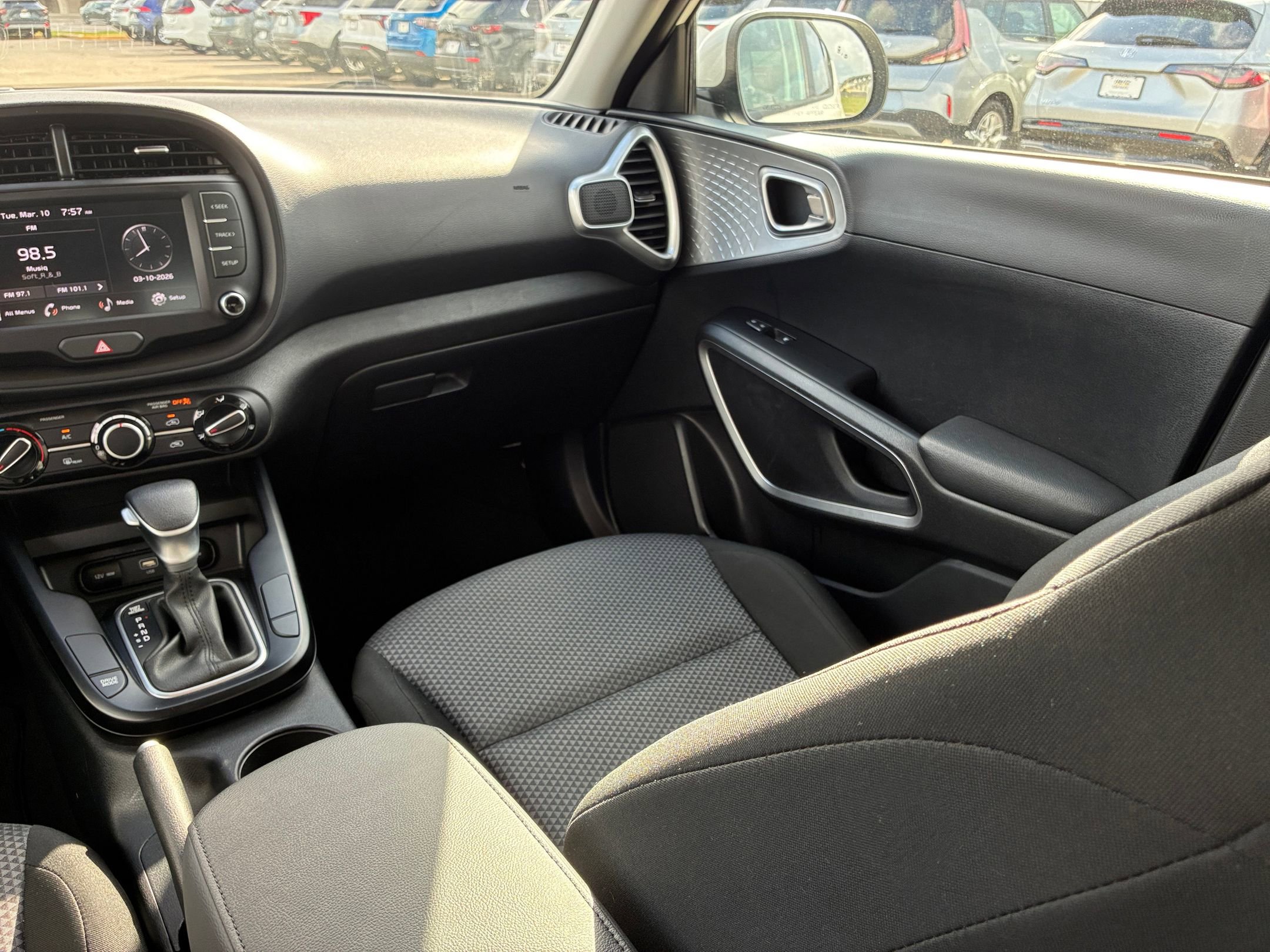 Thumbnail: 2025 Kia Soul - 28