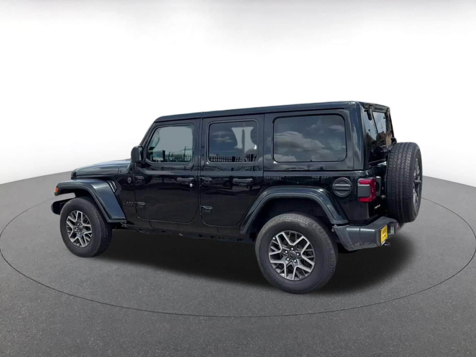 Thumbnail: 2025 Jeep Wrangler - 8
