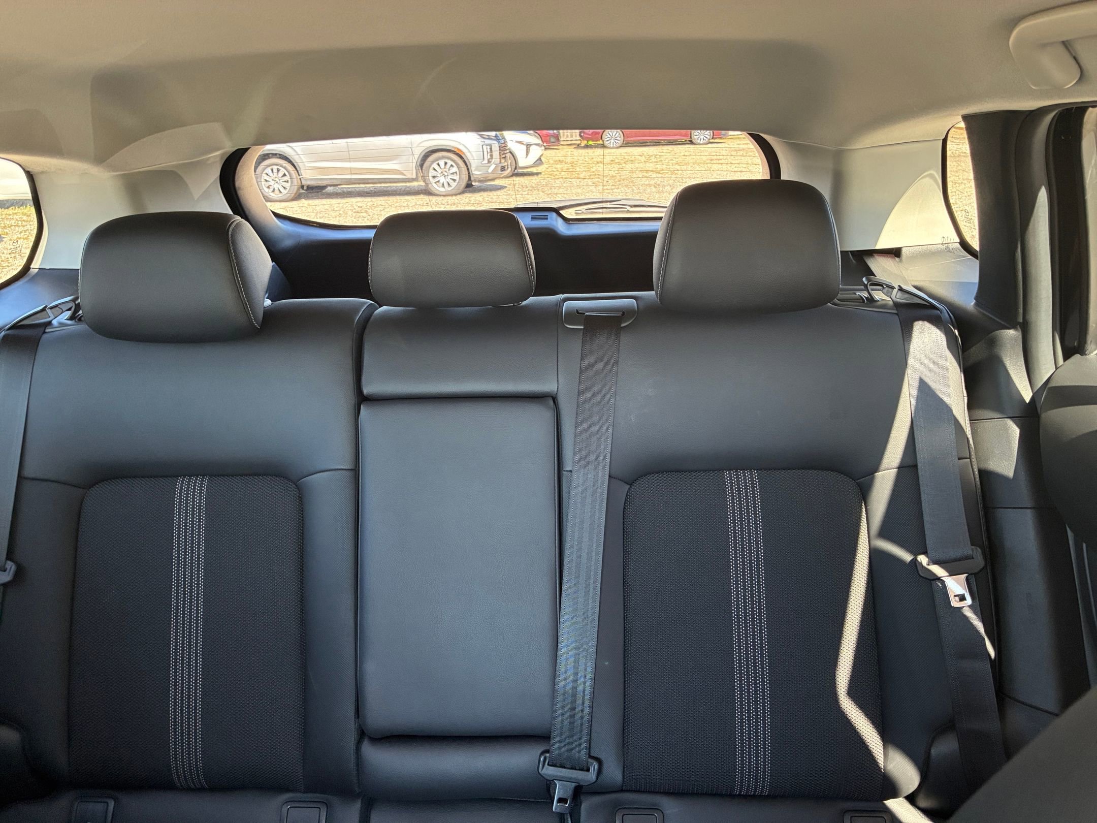 Thumbnail: 2025 Mazda CX-50 - 33