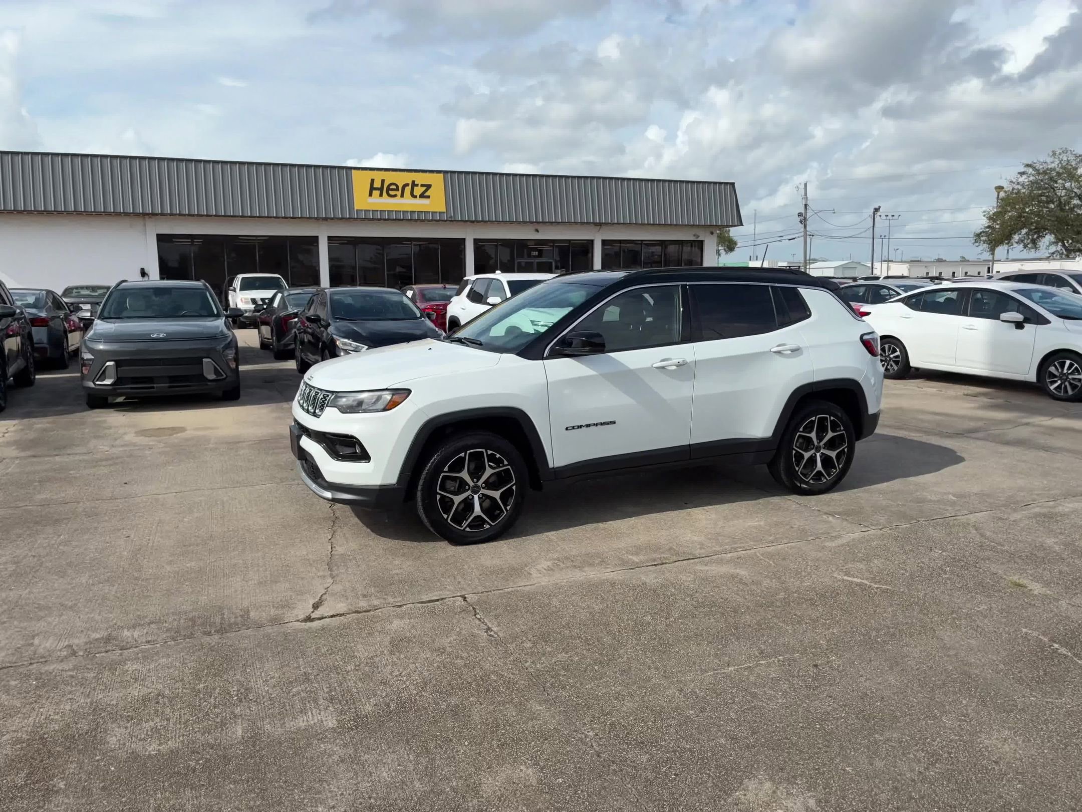 Thumbnail: 2025 Jeep Compass - 9