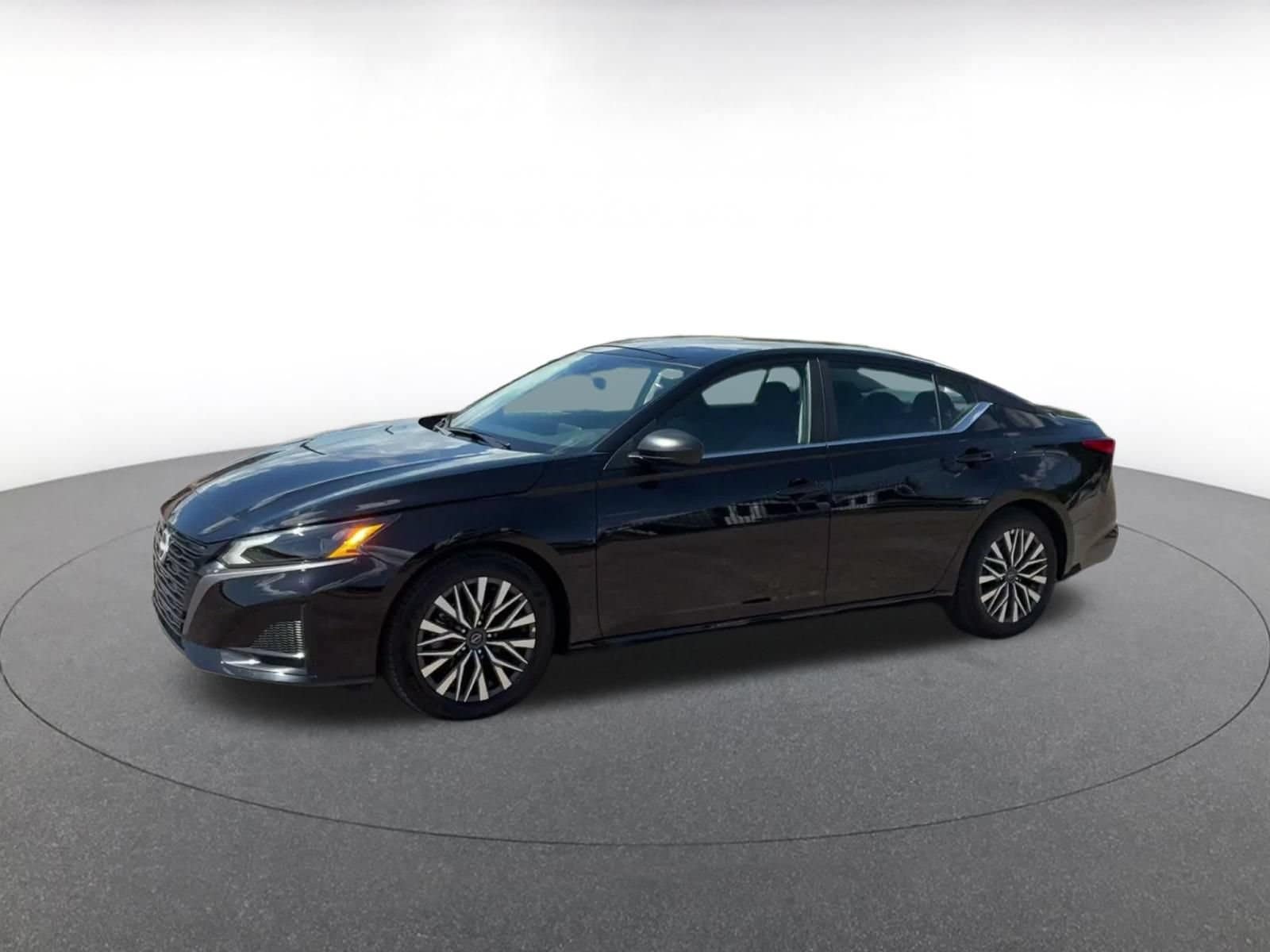 Thumbnail: 2026 Nissan Altima - 8