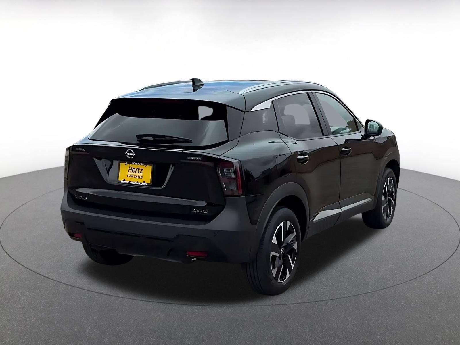 Thumbnail: 2026 Nissan Kicks - 14