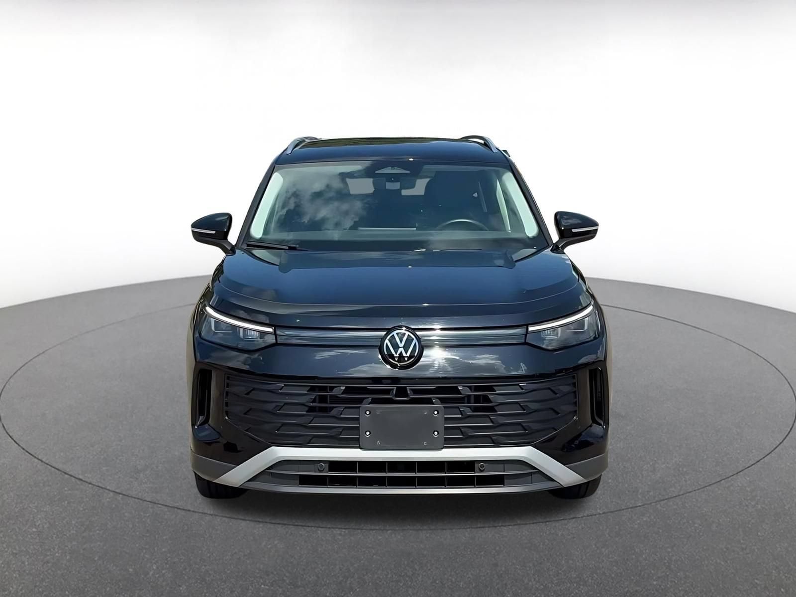Thumbnail: 2026 Volkswagen Tiguan - 4