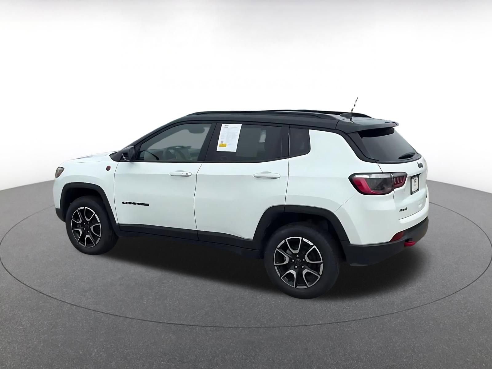 Thumbnail: 2025 Jeep Compass - 10