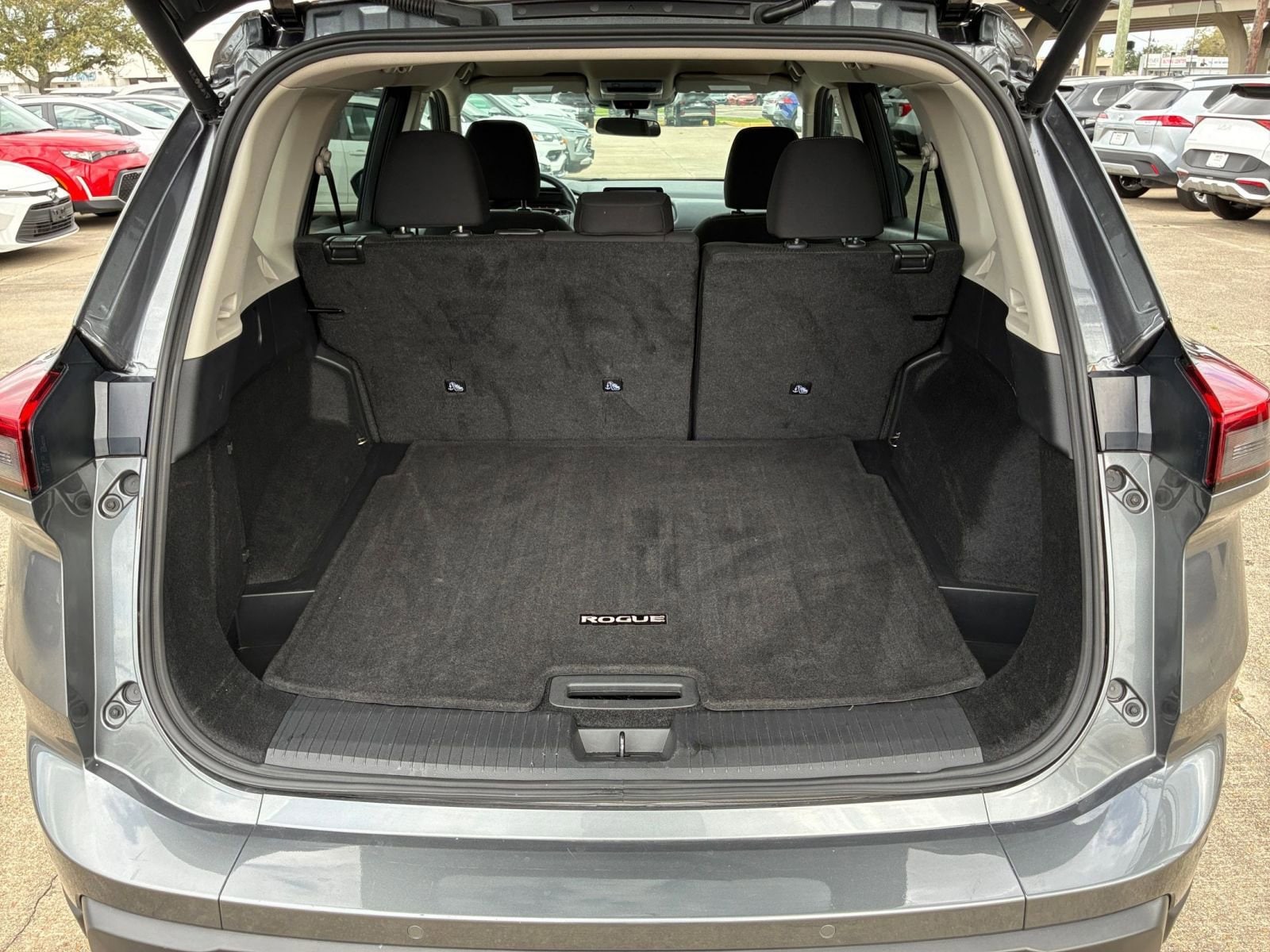 Thumbnail: 2025 Nissan Rogue - 32