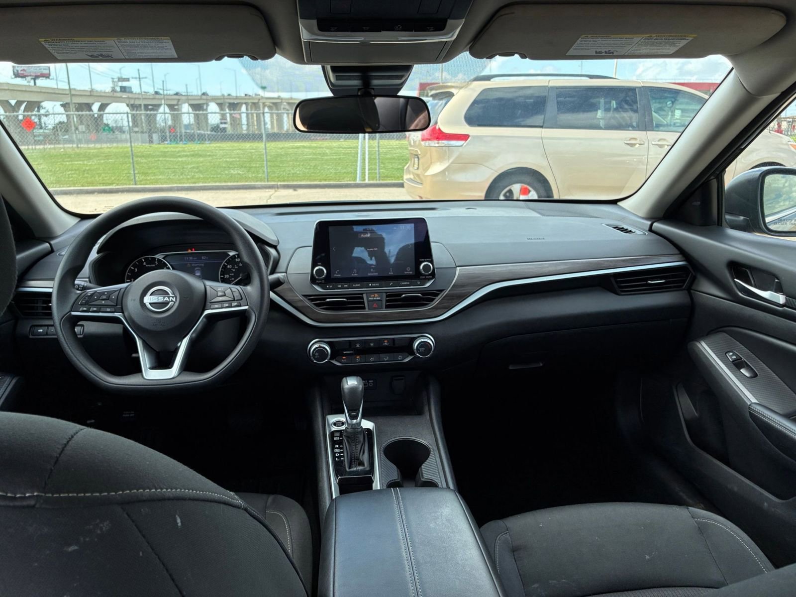 Thumbnail: 2025 Nissan Altima - 32