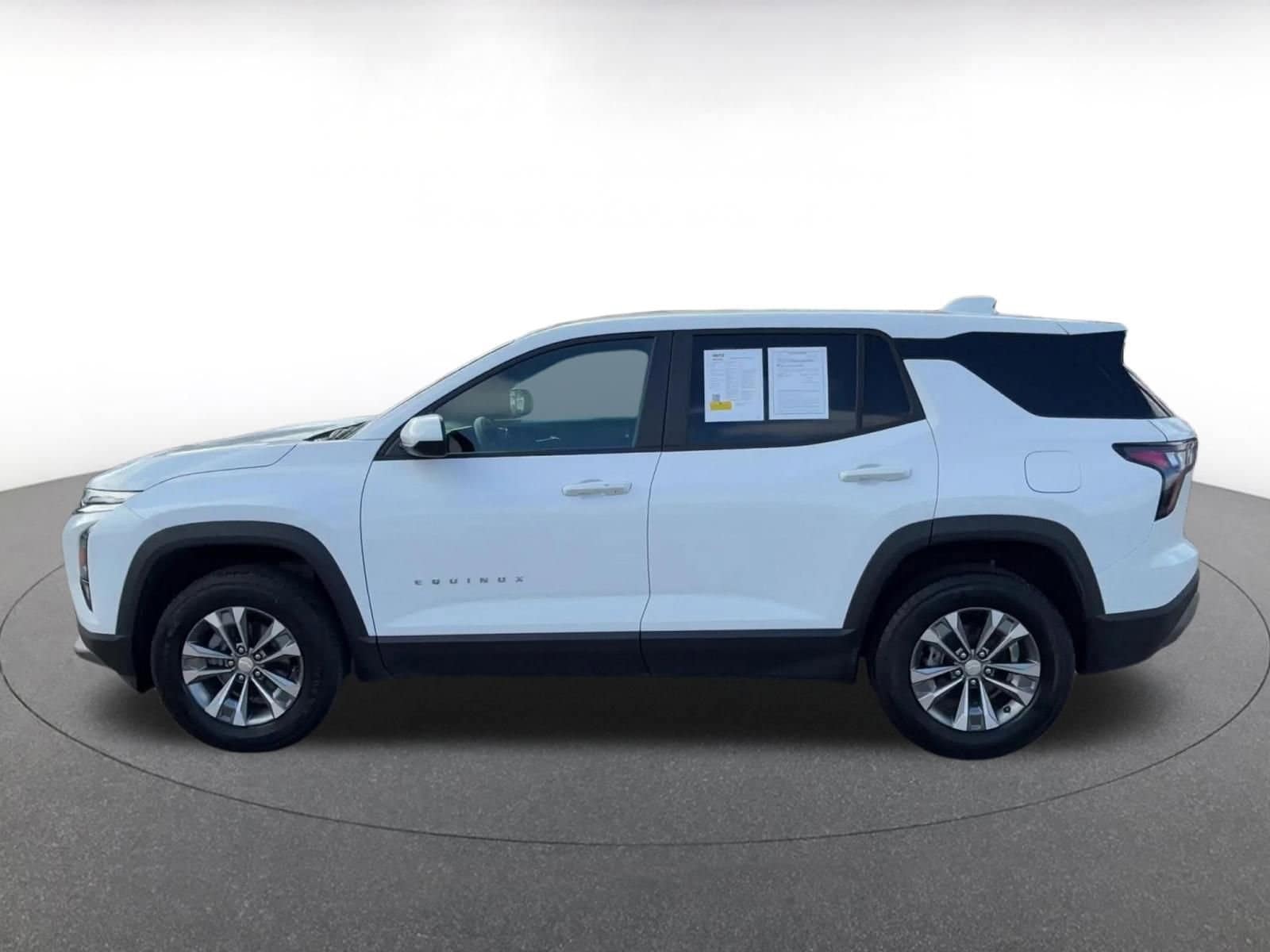 Thumbnail: 2025 Chevrolet Equinox - 9