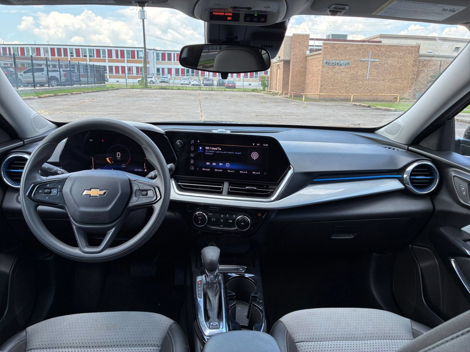 Thumbnail: 2025 Chevrolet Trax - 32
