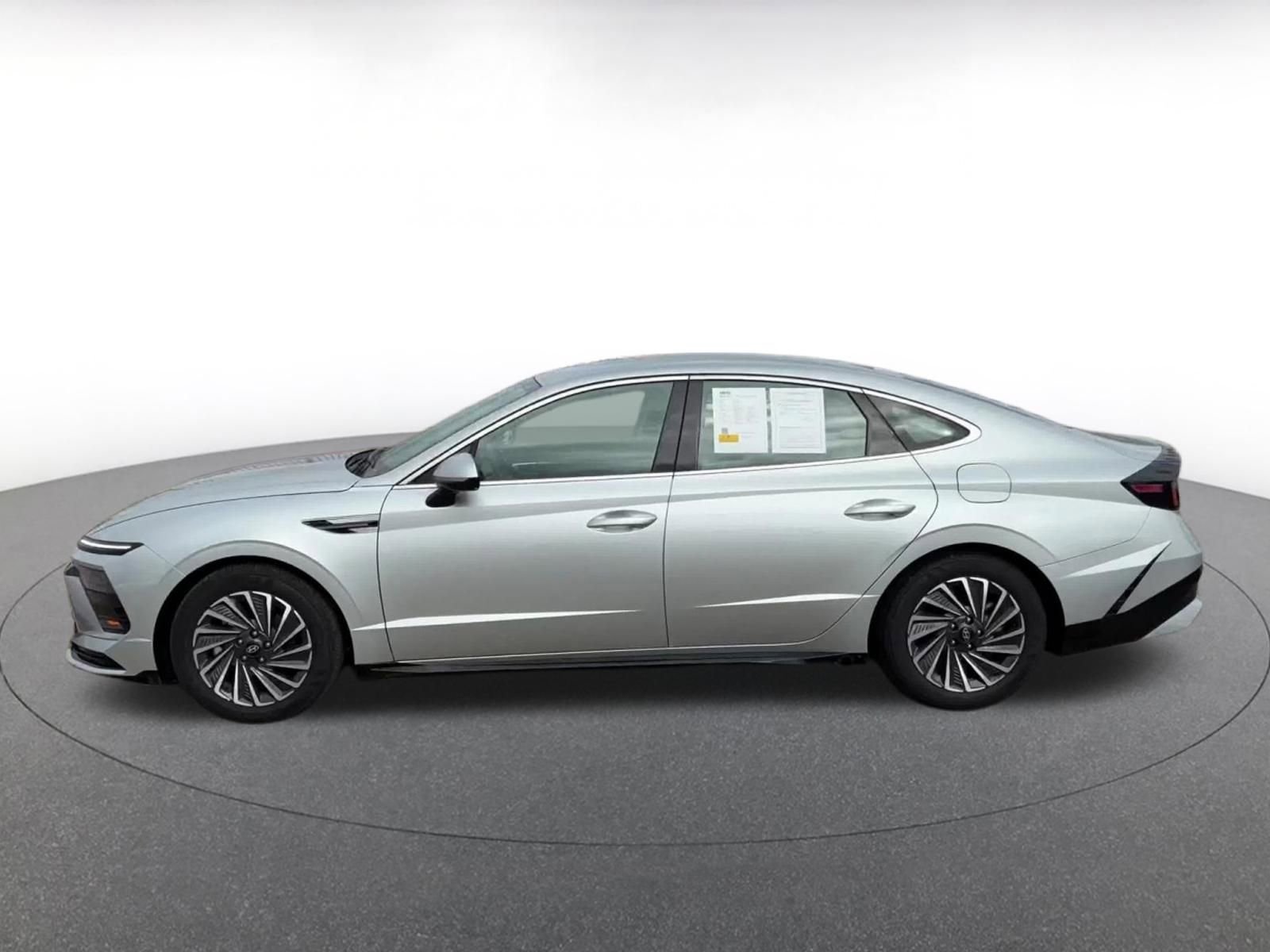 Thumbnail: 2025 Hyundai Sonata - 8