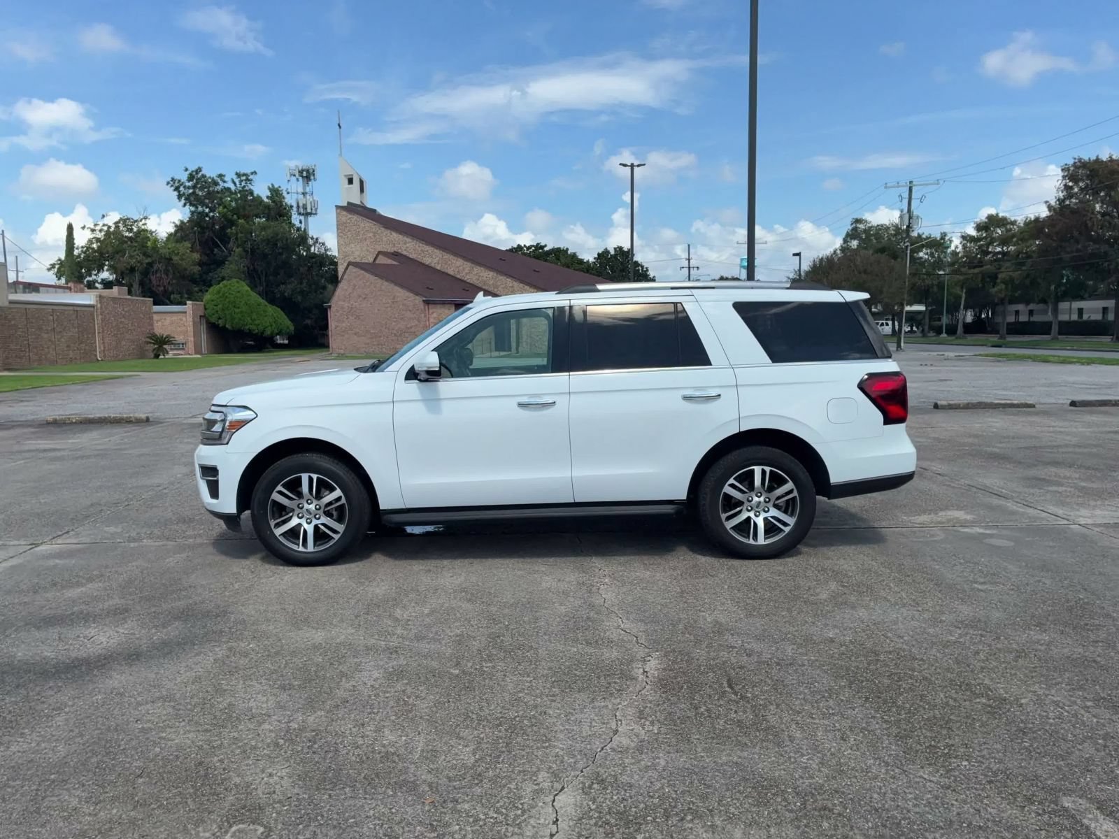 Thumbnail: 2024 Ford Expedition - 8