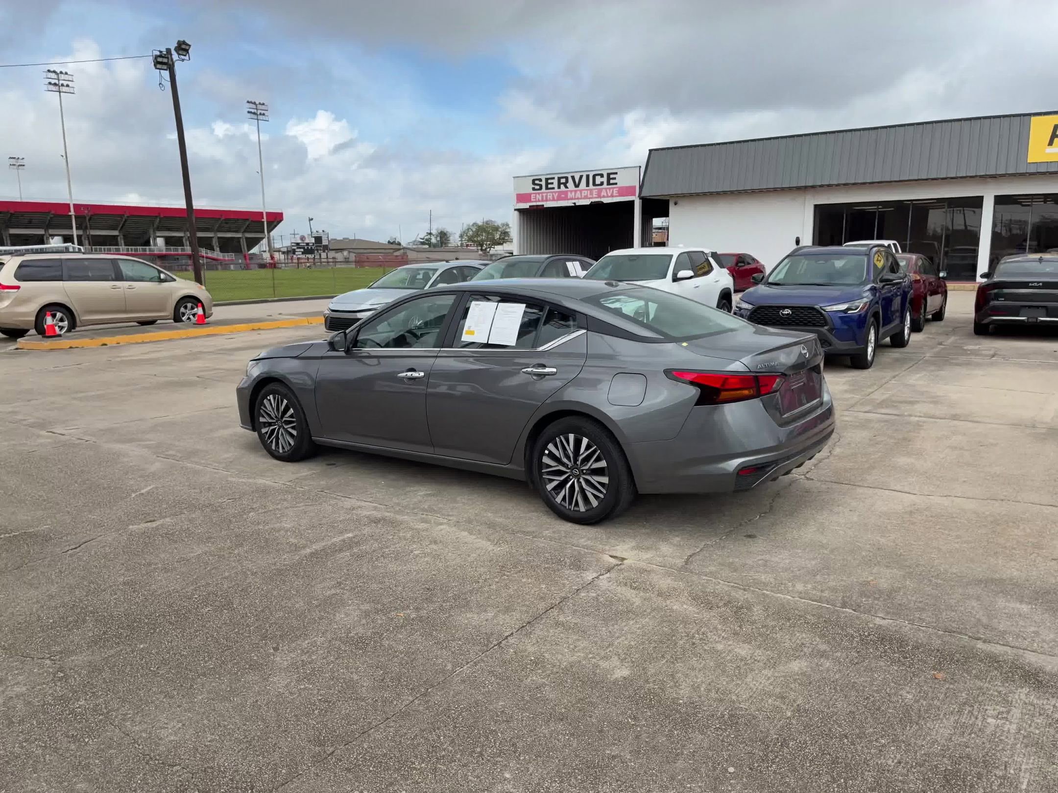 Thumbnail: 2025 Nissan Altima - 10