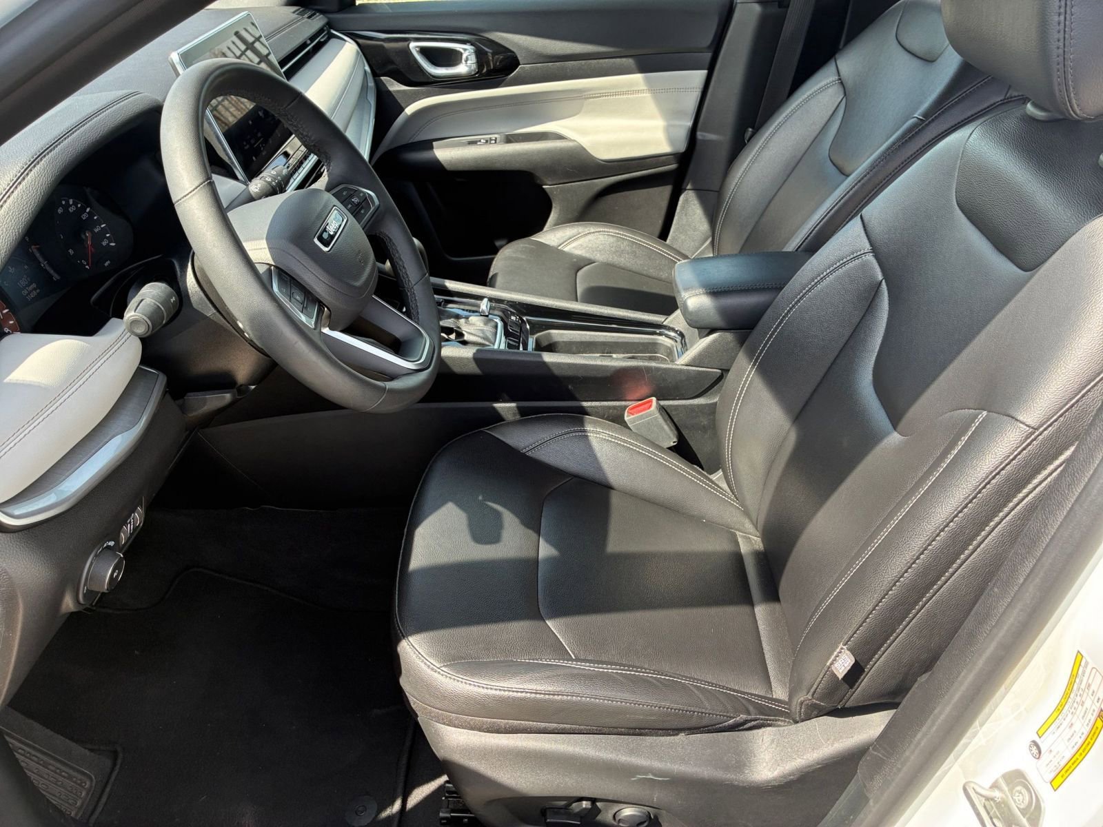 Thumbnail: 2025 Jeep Compass - 30