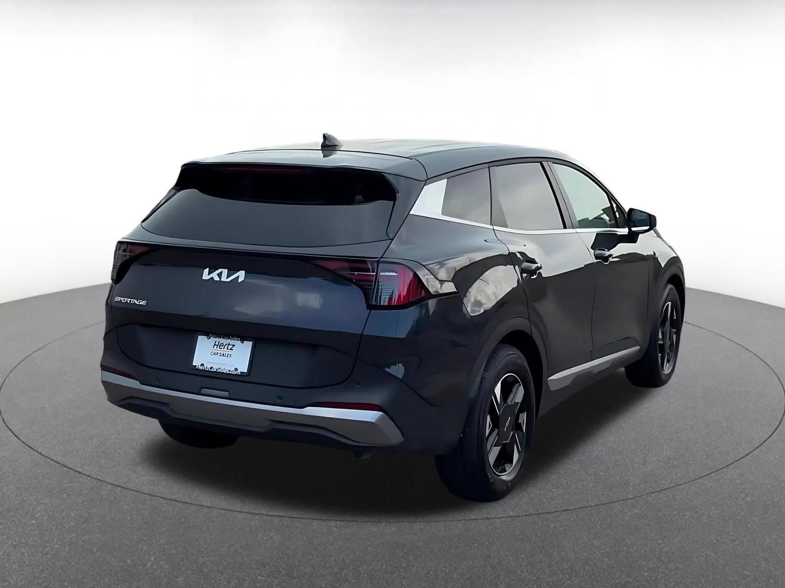 Thumbnail: 2026 Kia Sportage - 14