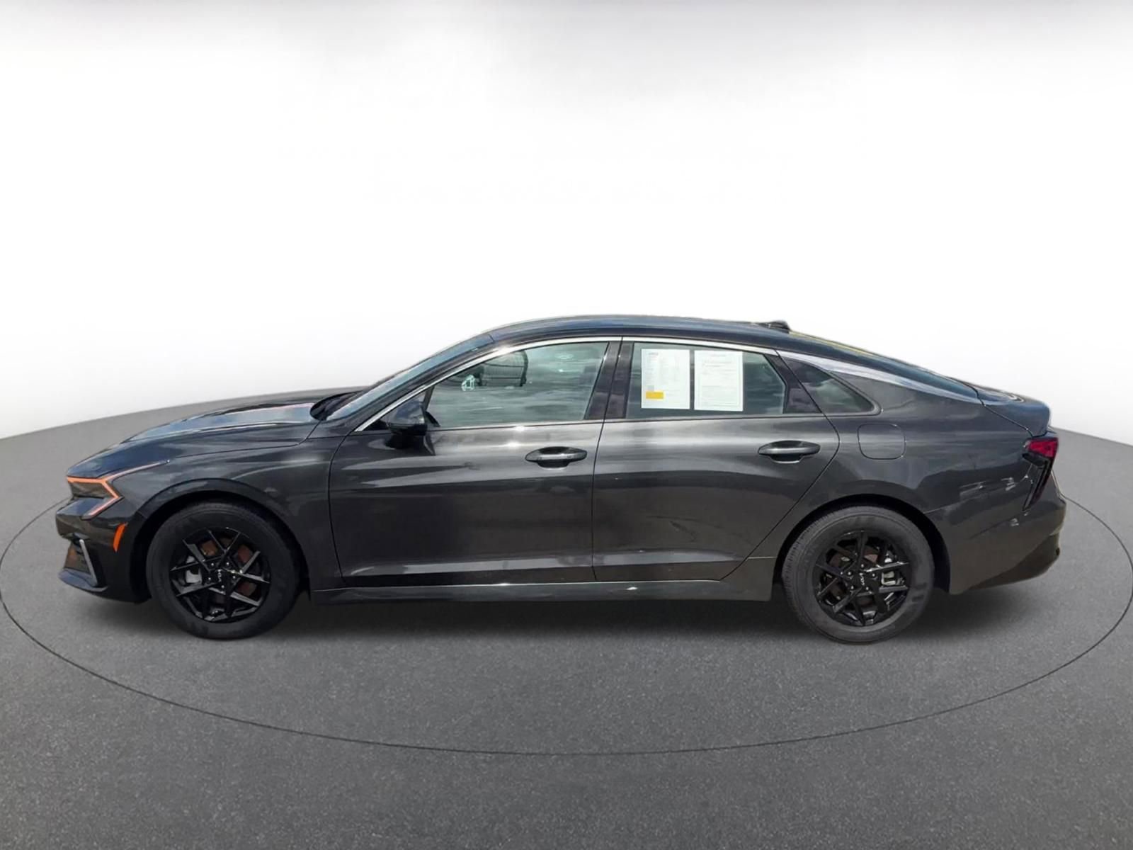 Thumbnail: 2025 Kia K5 - 9