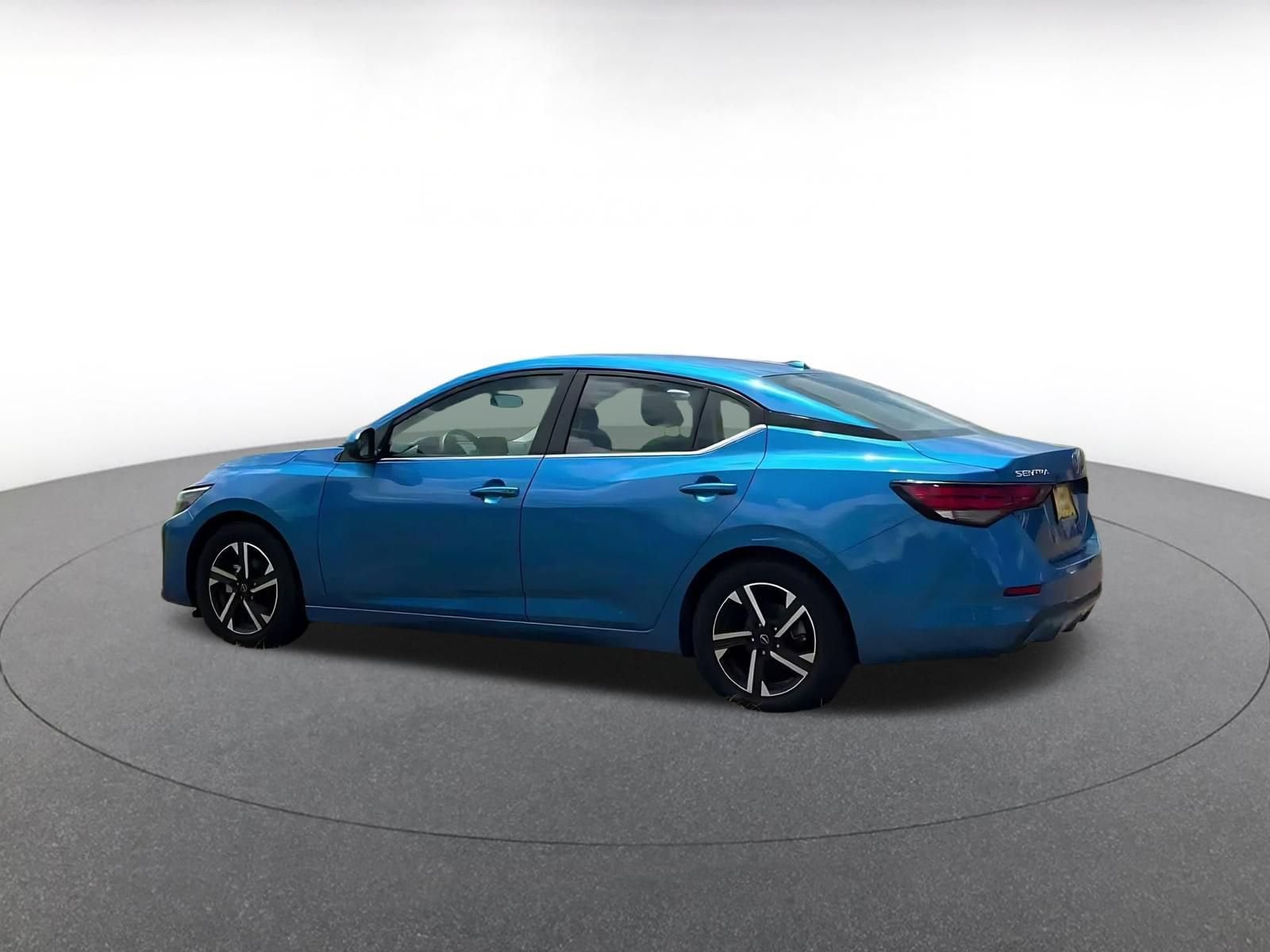 Thumbnail: 2025 Nissan Sentra - 8