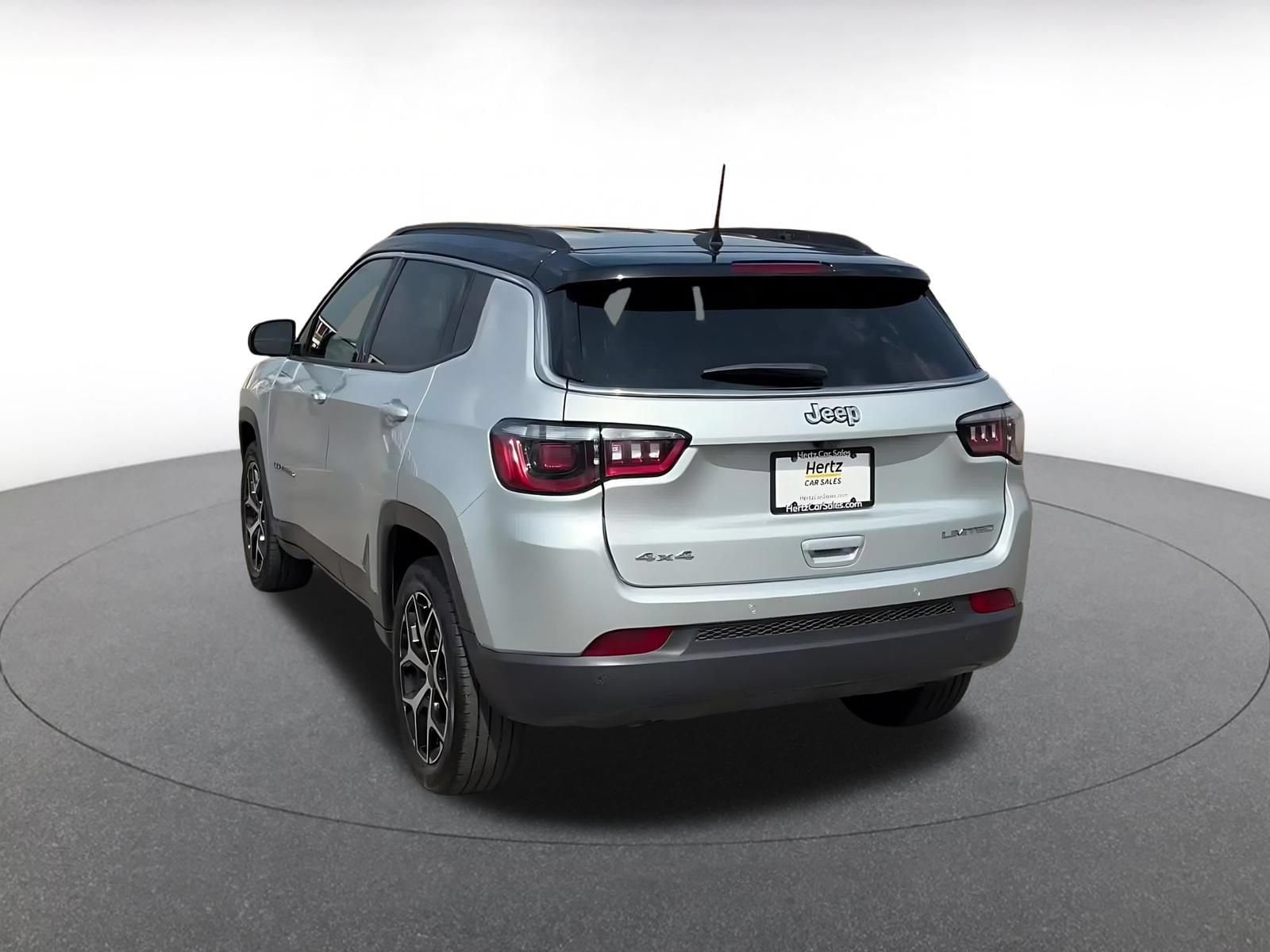 Thumbnail: 2025 Jeep Compass - 11