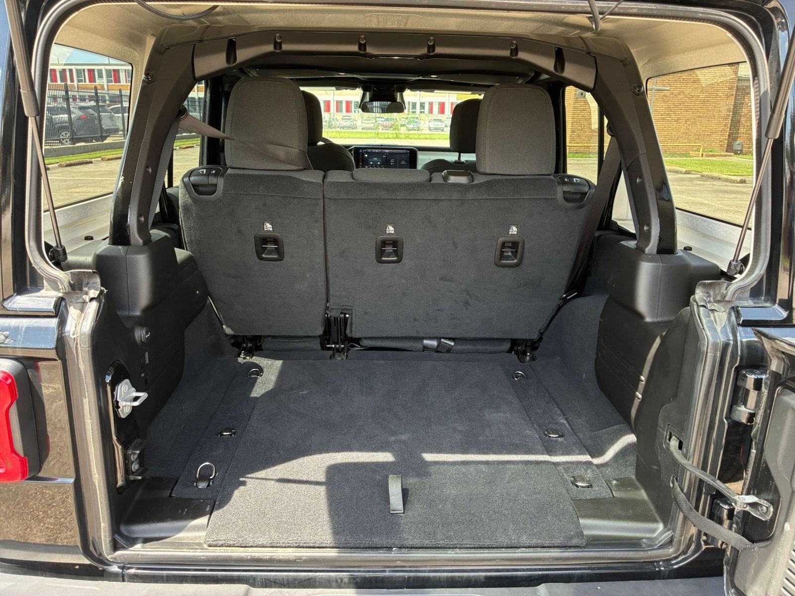 Thumbnail: 2025 Jeep Wrangler - 26