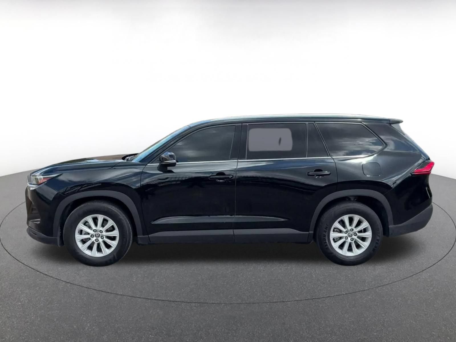 Thumbnail: 2024 Toyota Grand Highlander - 9