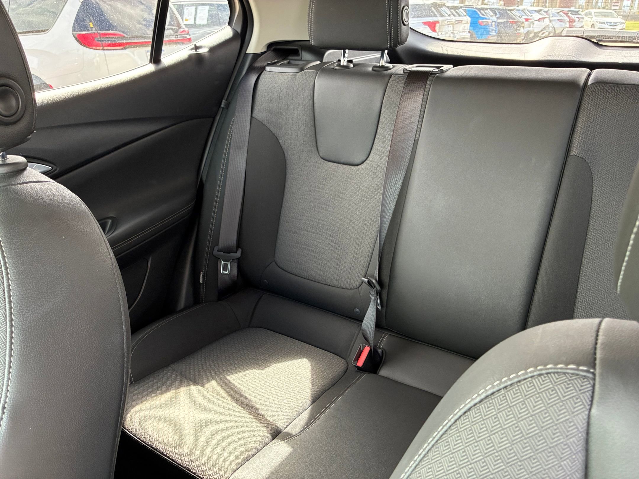 Thumbnail: 2025 Buick Encore GX - 32