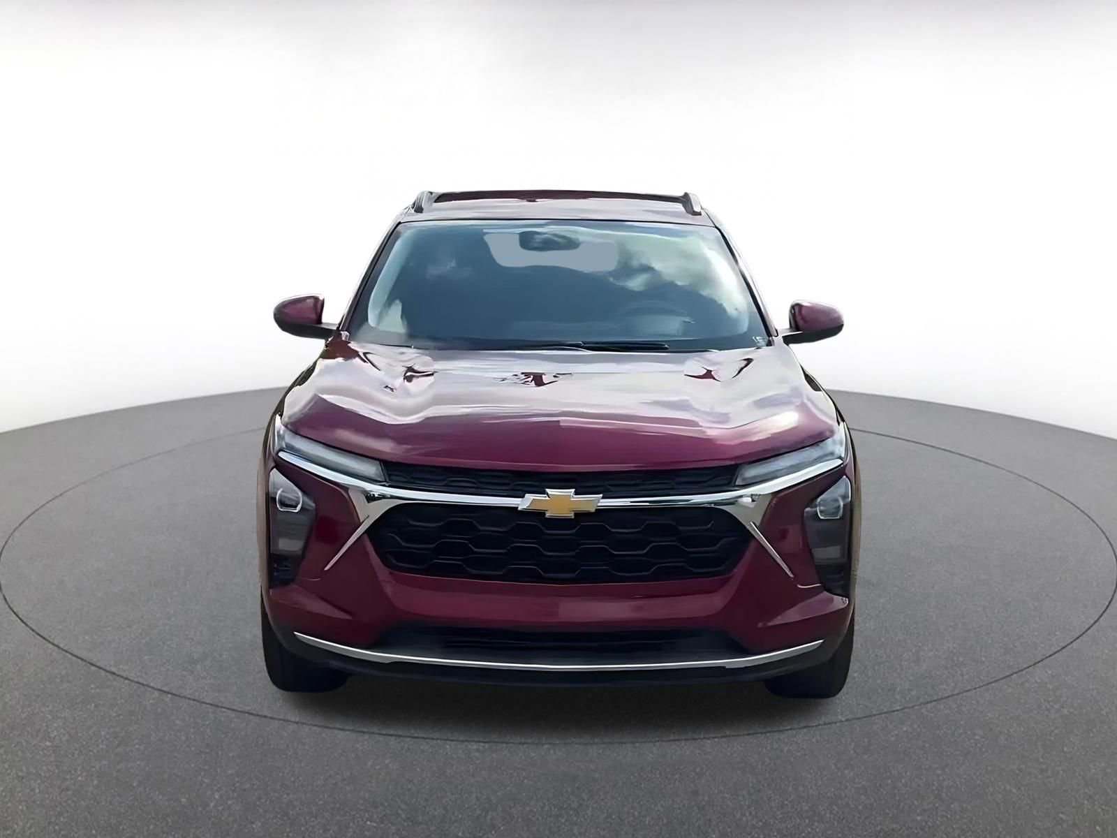 Thumbnail: 2025 Chevrolet Trax - 4