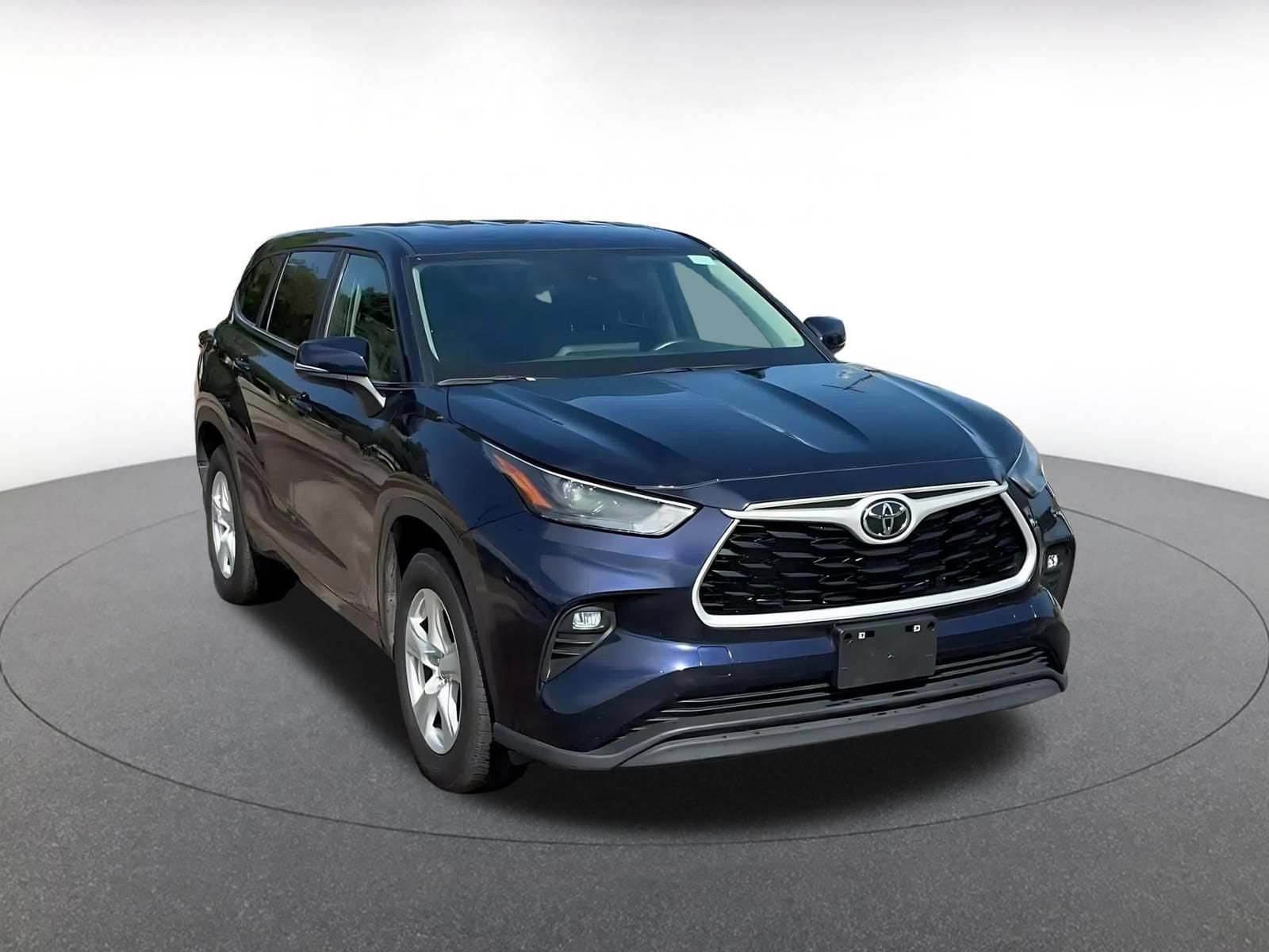 Thumbnail: 2025 Toyota Highlander - 3