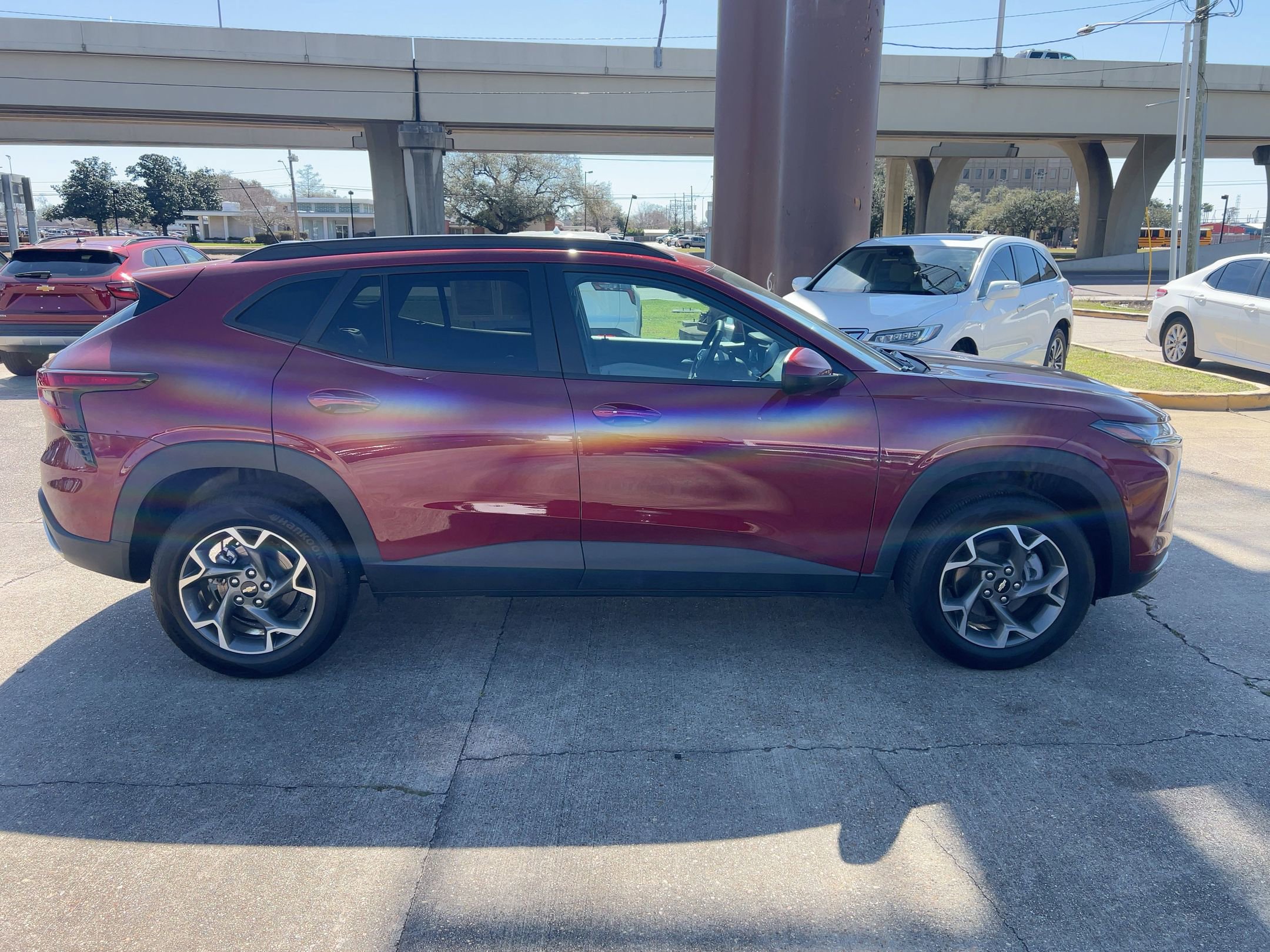 Thumbnail: 2025 Chevrolet Trax - 10