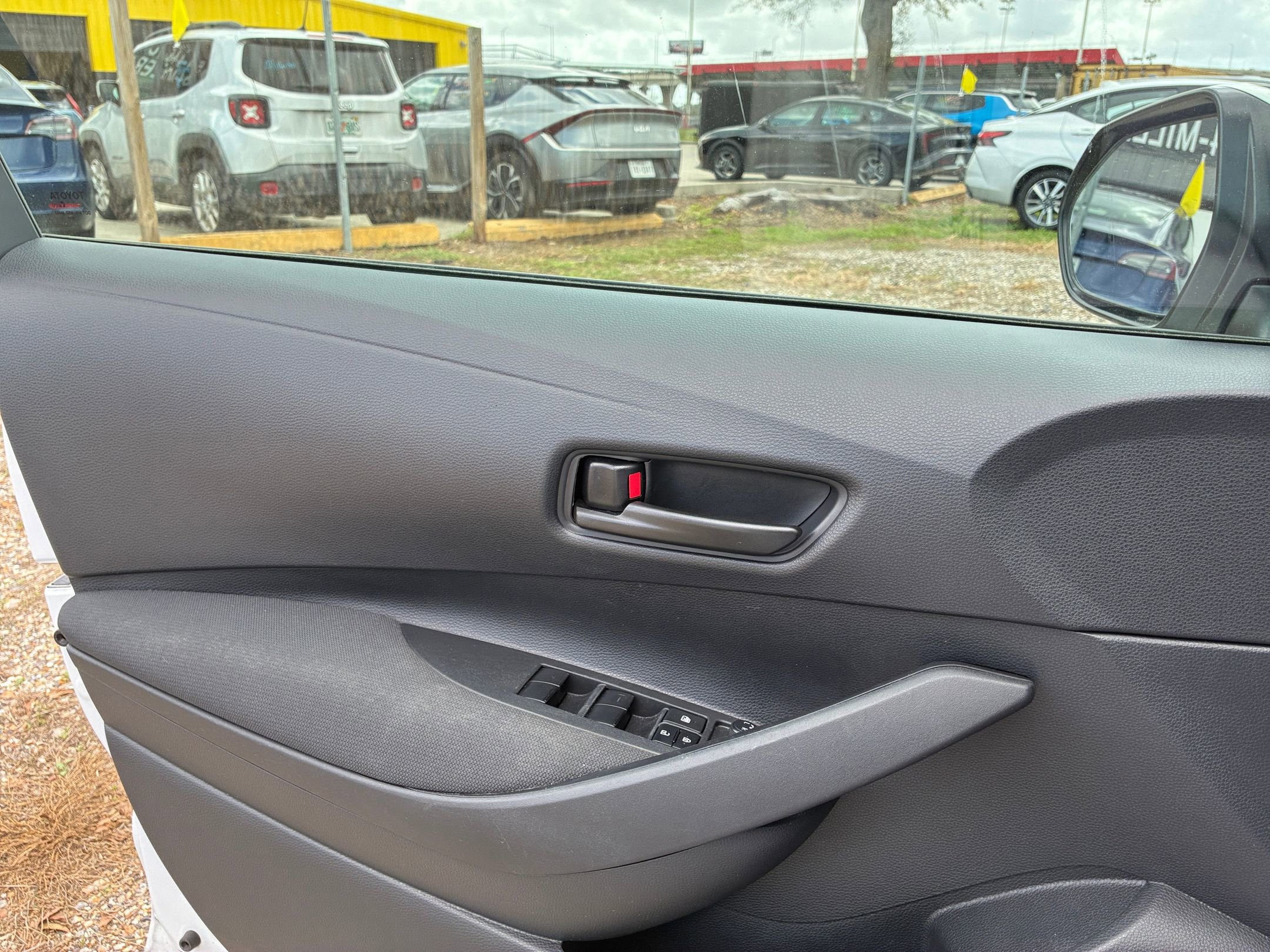 Thumbnail: 2025 Toyota Corolla - 15