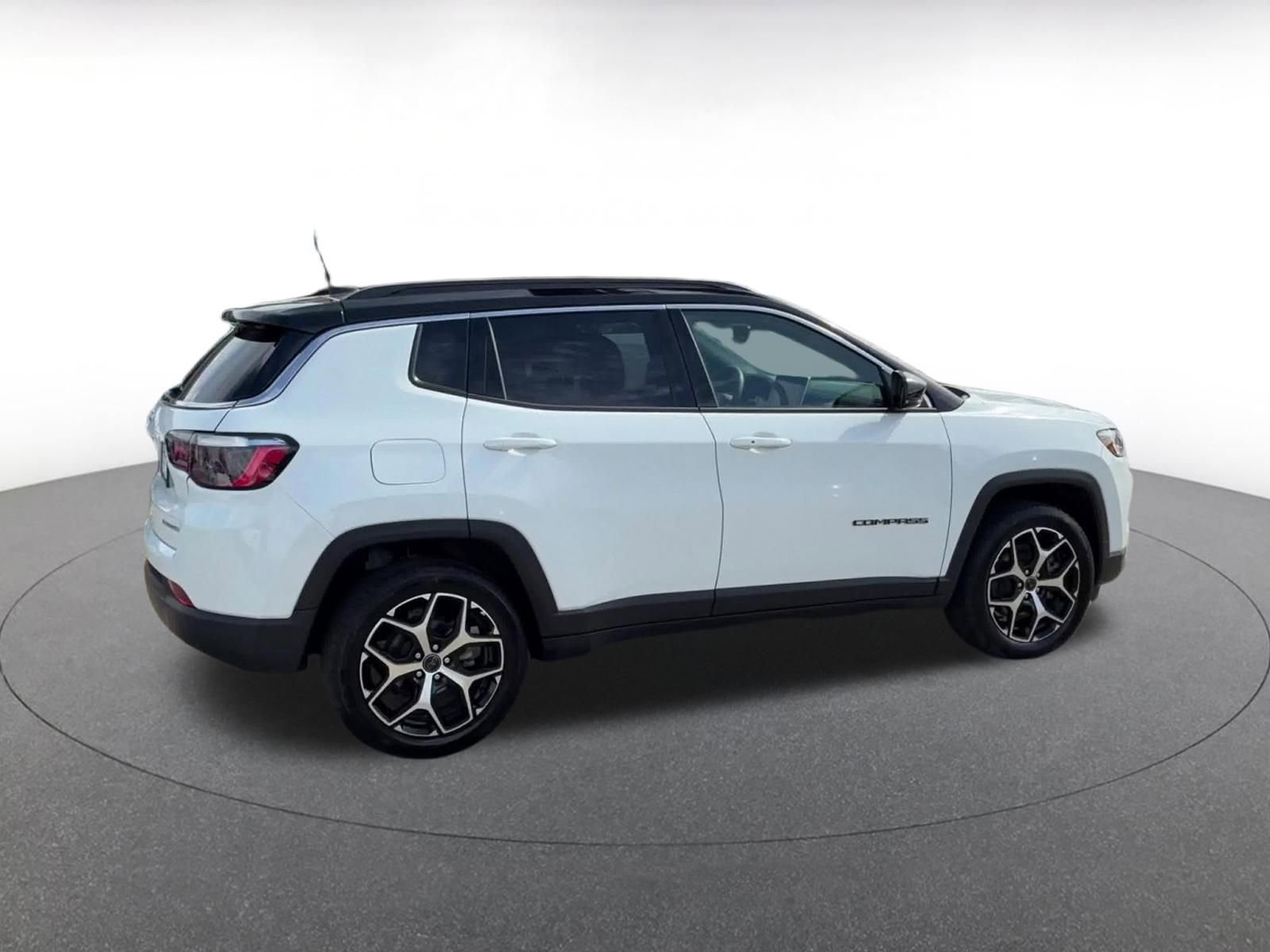 Thumbnail: 2025 Jeep Compass - 15