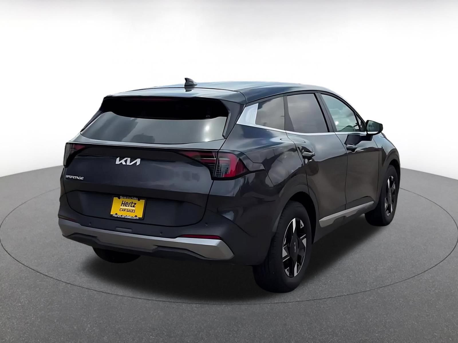 Thumbnail: 2026 Kia Sportage - 12
