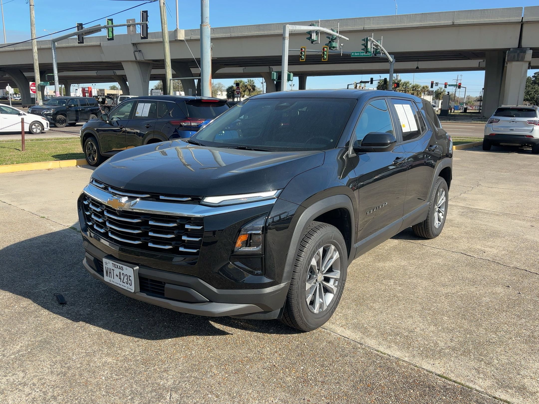 Thumbnail: 2025 Chevrolet Equinox - 3