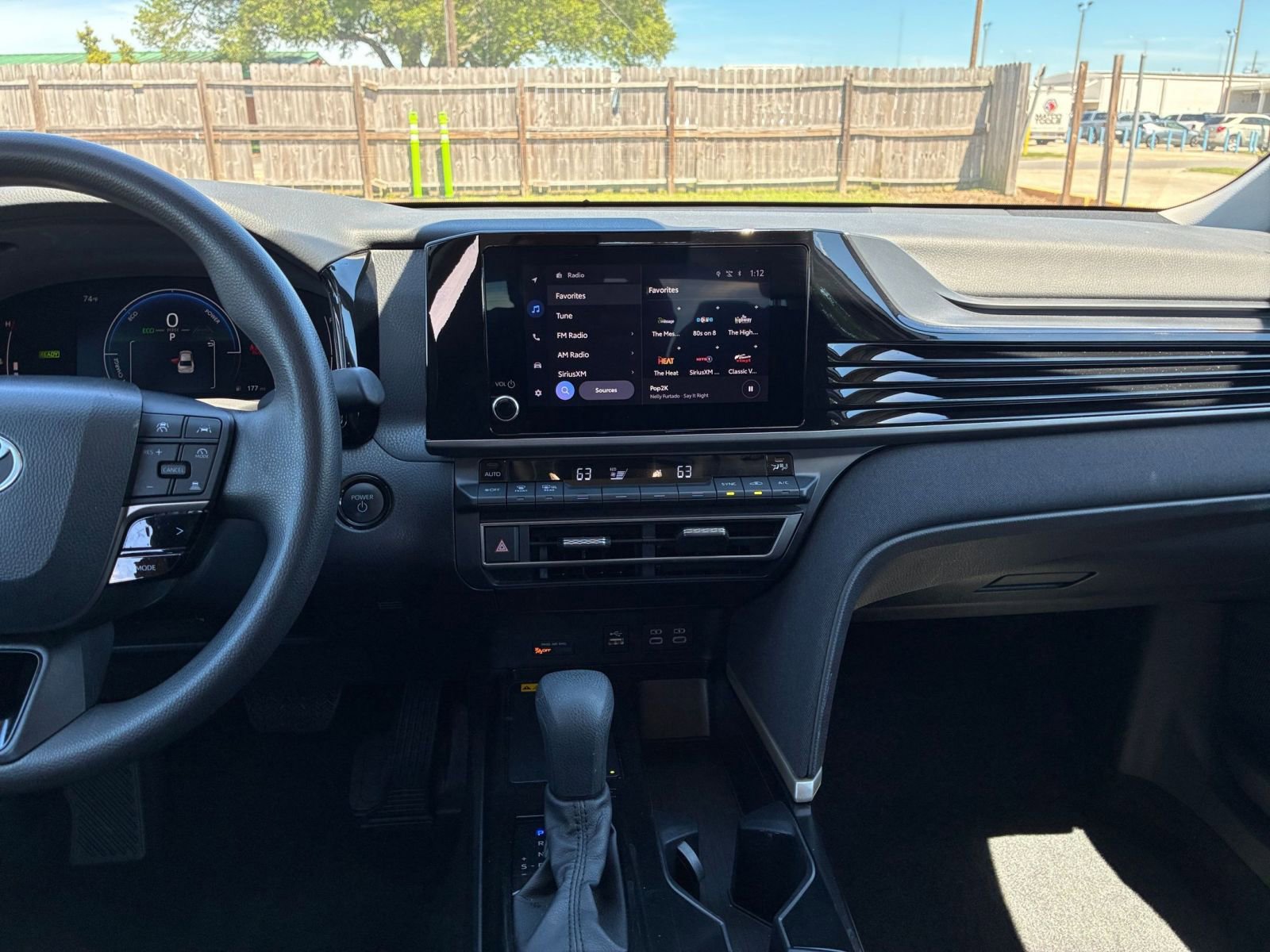 Thumbnail: 2025 Toyota Camry - 17