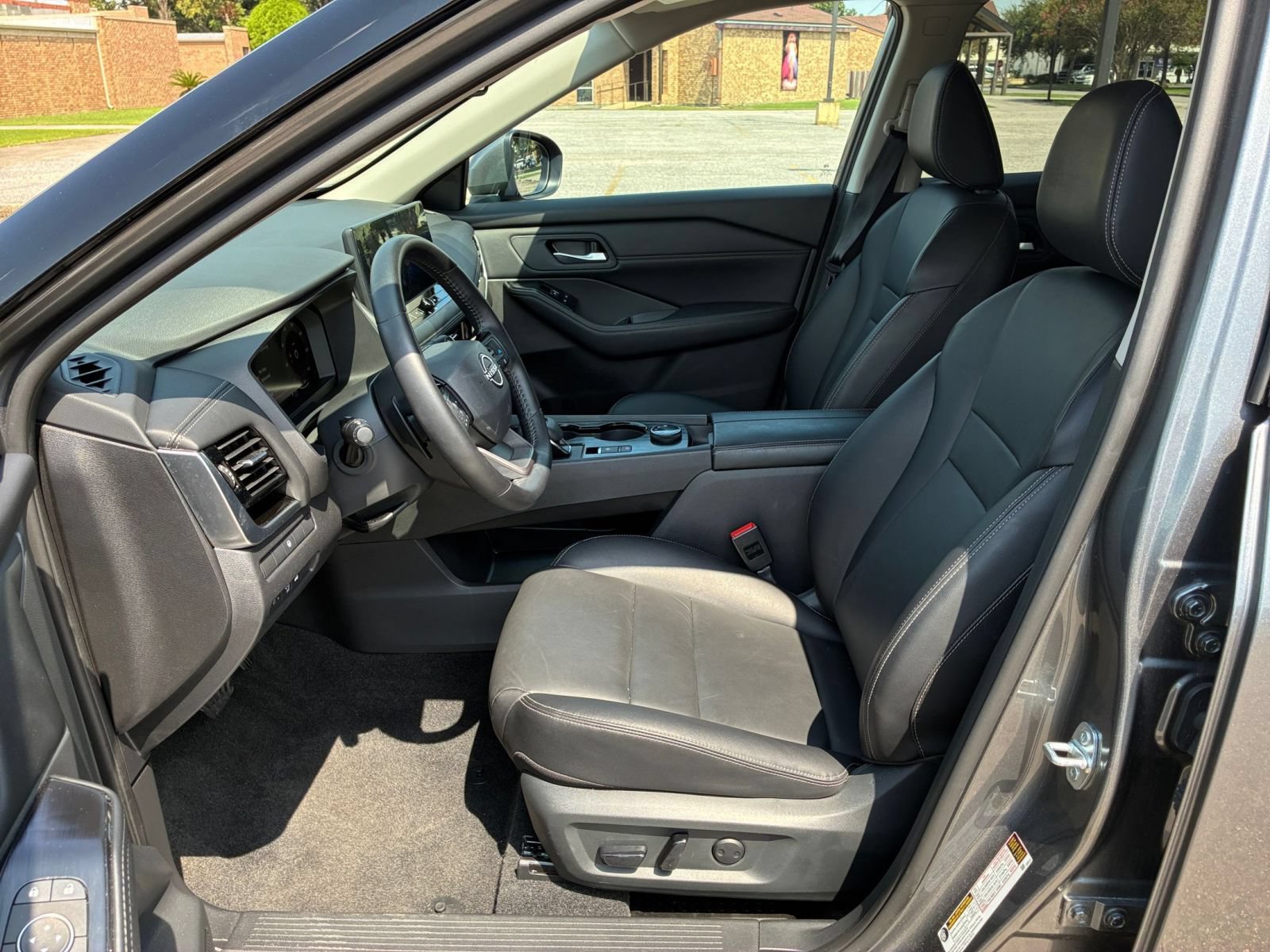 Thumbnail: 2026 Nissan Rogue - 28