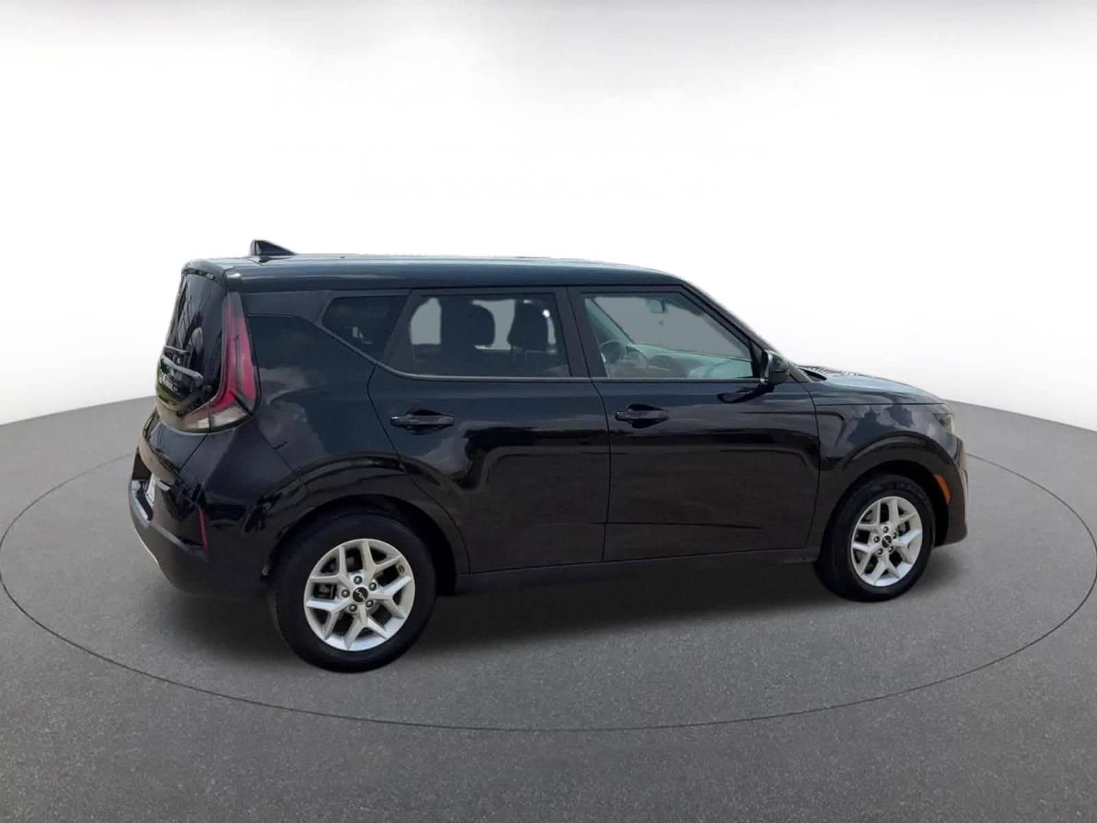 Thumbnail: 2025 Kia Soul - 15